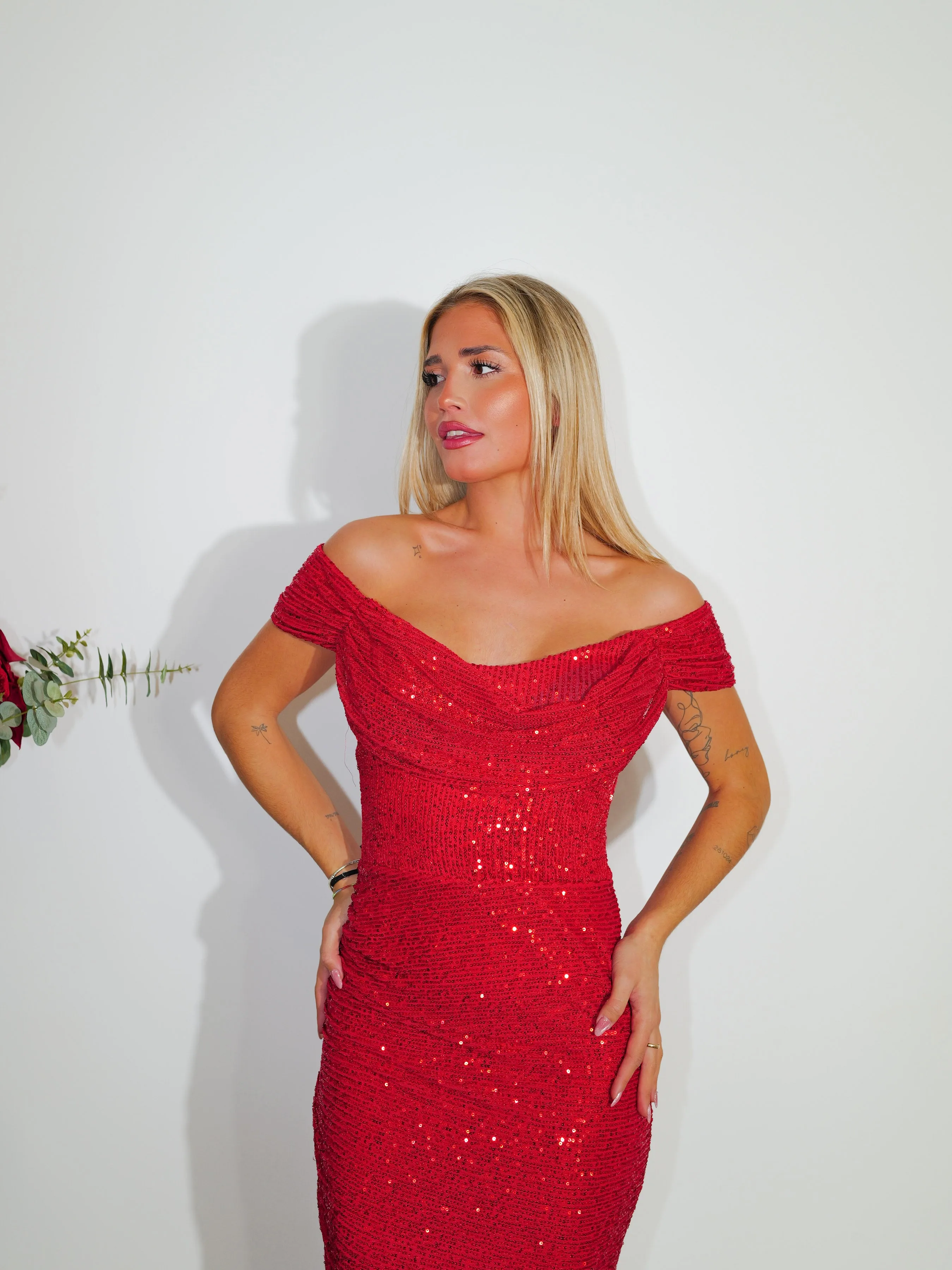 Vestido glitter banda midi rojo sold by Sorellas product image thumbnail 4