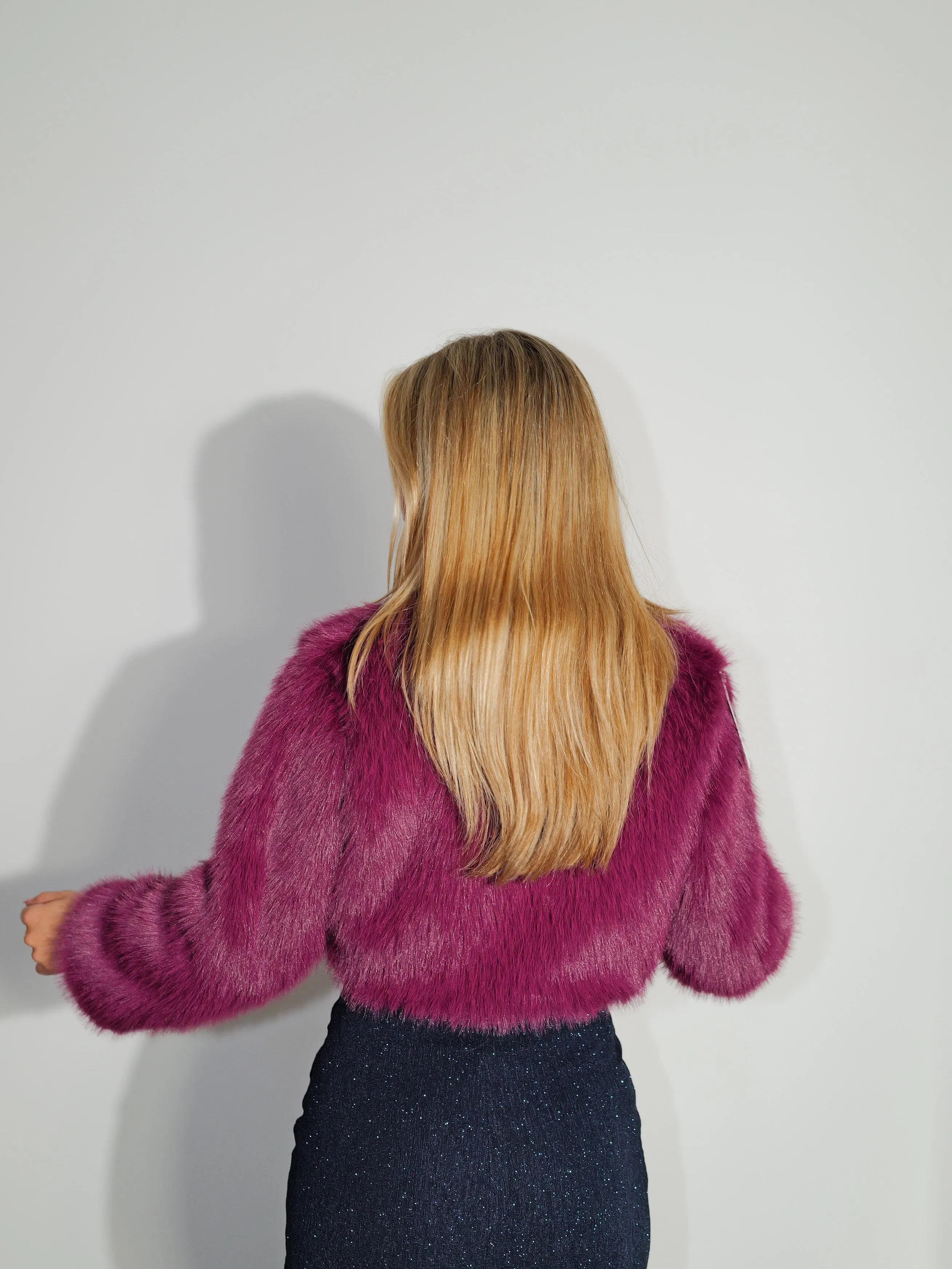 Chaqueta mini pelo berenjena sold by Sorellas product image thumbnail 3