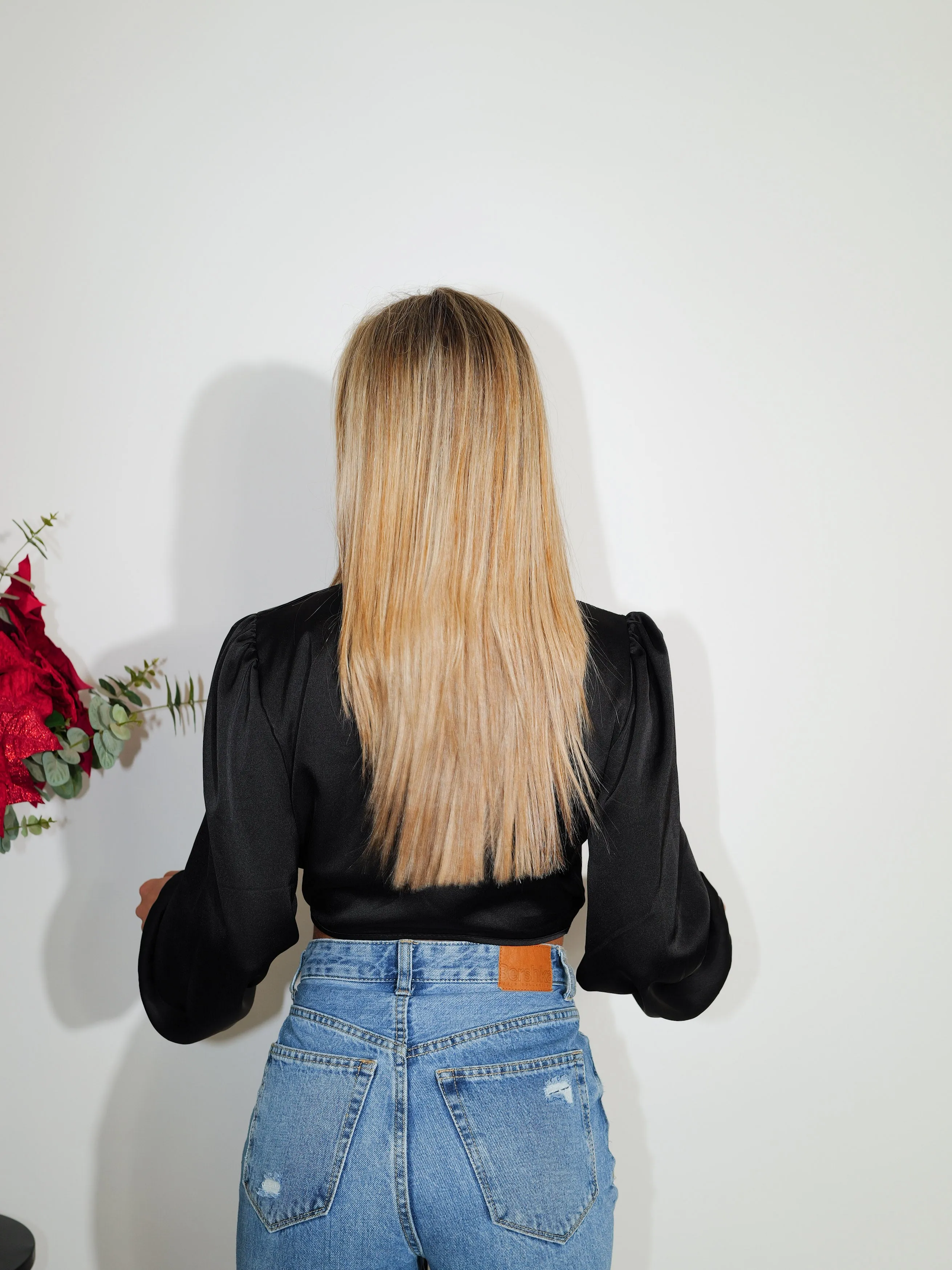 Blusa cruzada satin negro sold by Sorellas product image thumbnail 3