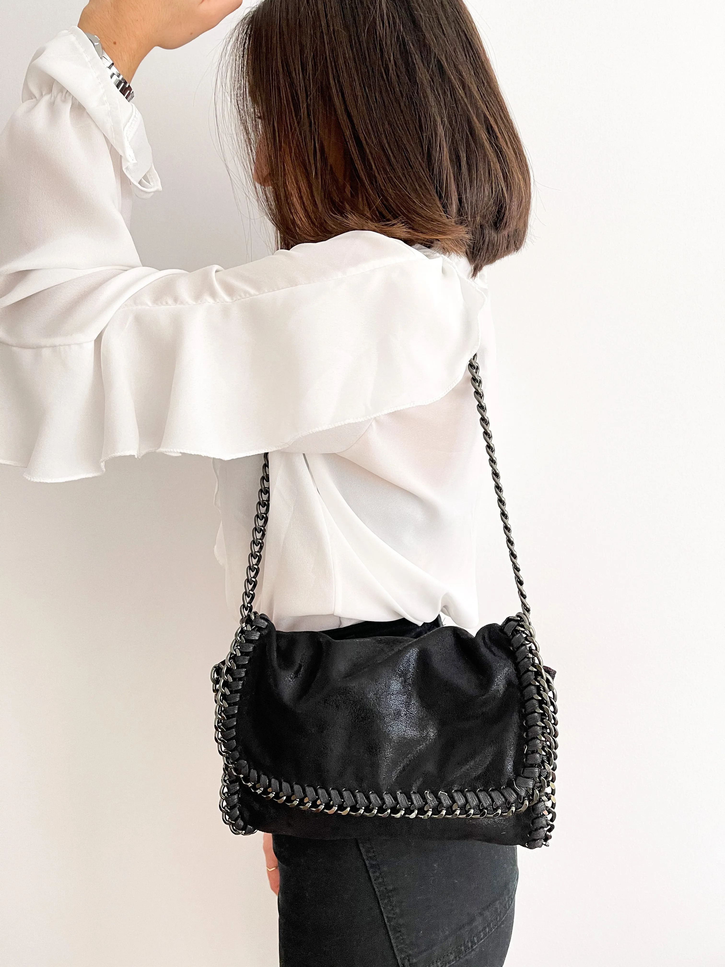 Bolso midi cadenas negro sold by Sorellas product image thumbnail 4