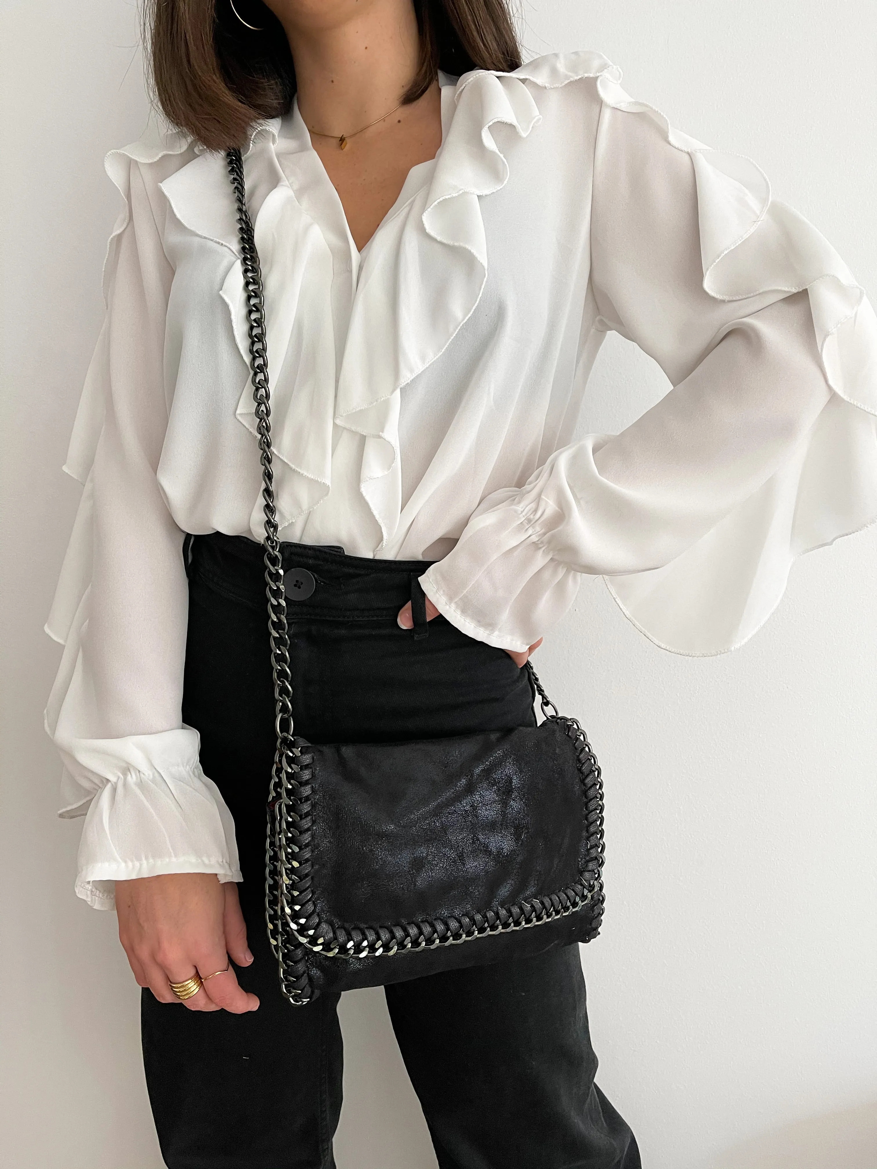 Bolso midi cadenas negro sold by Sorellas product image thumbnail 5