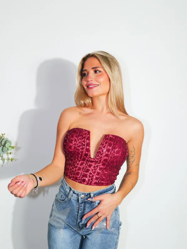 Top banda pico glitter burdeos sold by Sorellas