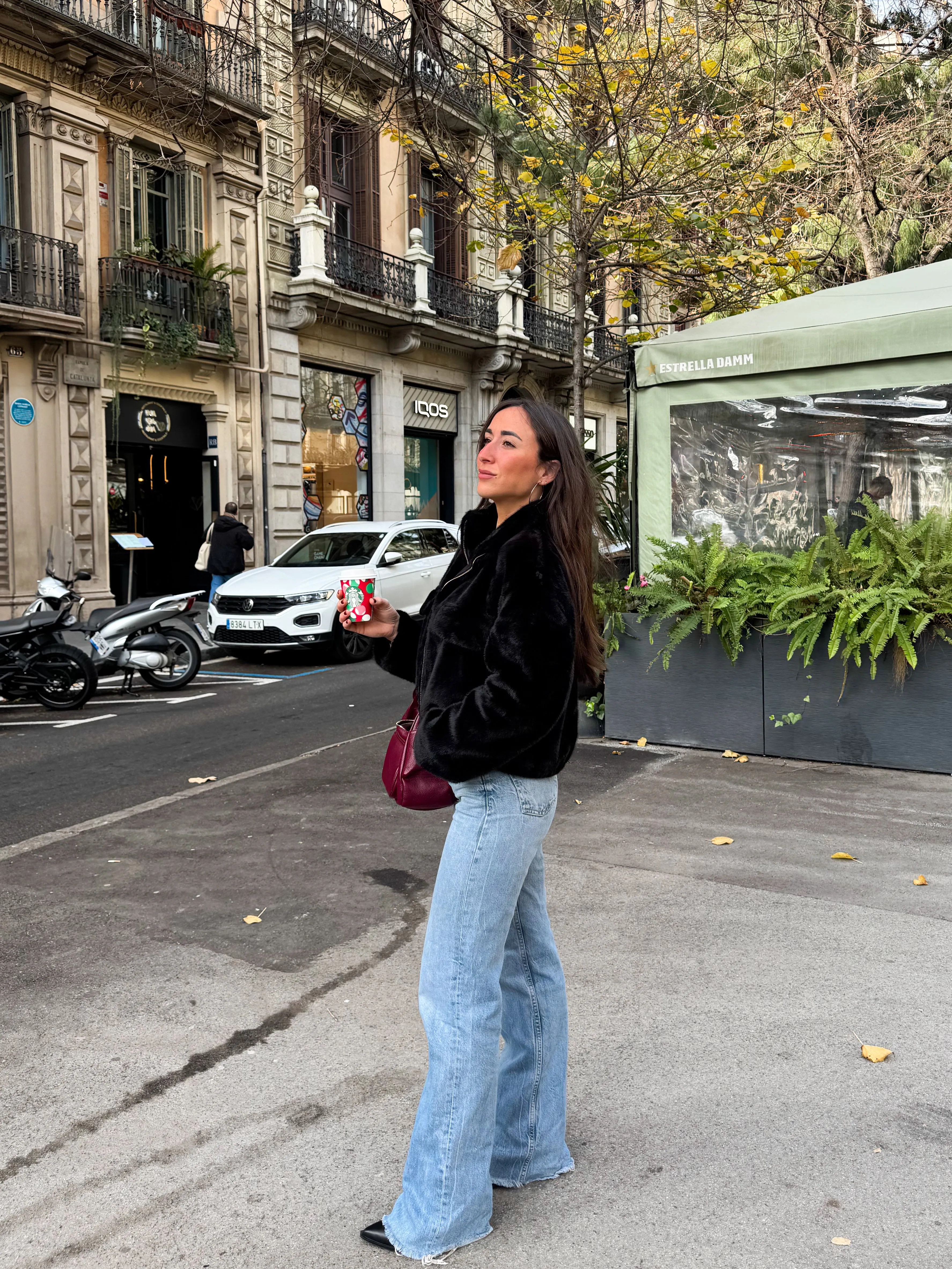 Chaqueta pelo cremallera negro sold by Sorellas product image thumbnail 4