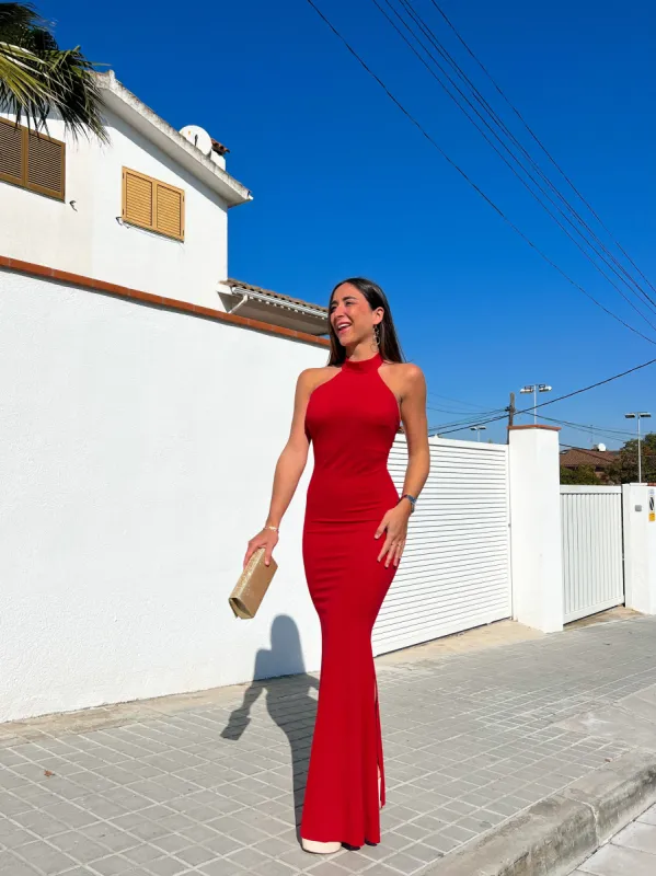 Vestido halter sirena rojo sold by Sorellas