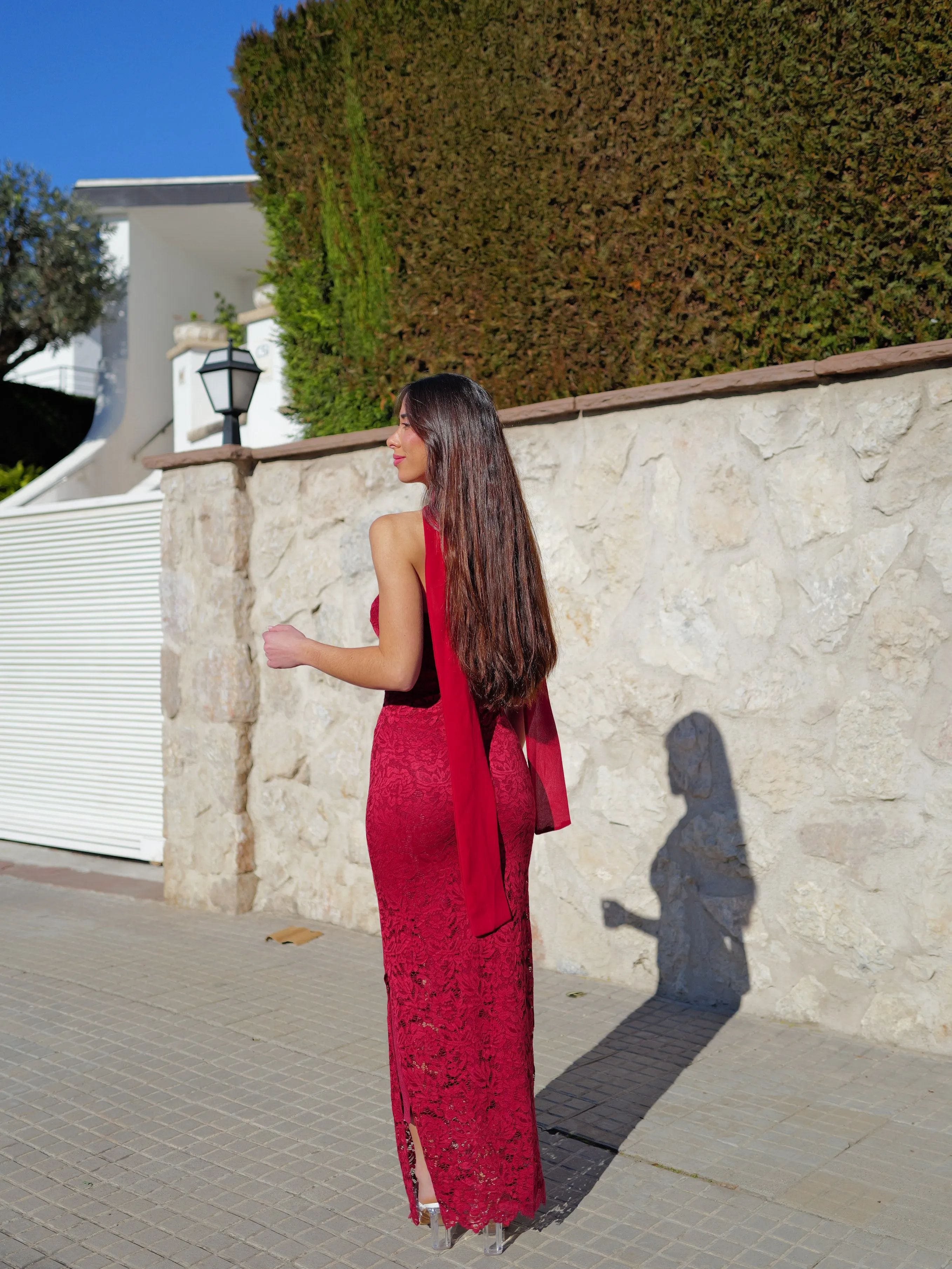 Vestido encaje choker burdeos sold by Sorellas product image thumbnail 4