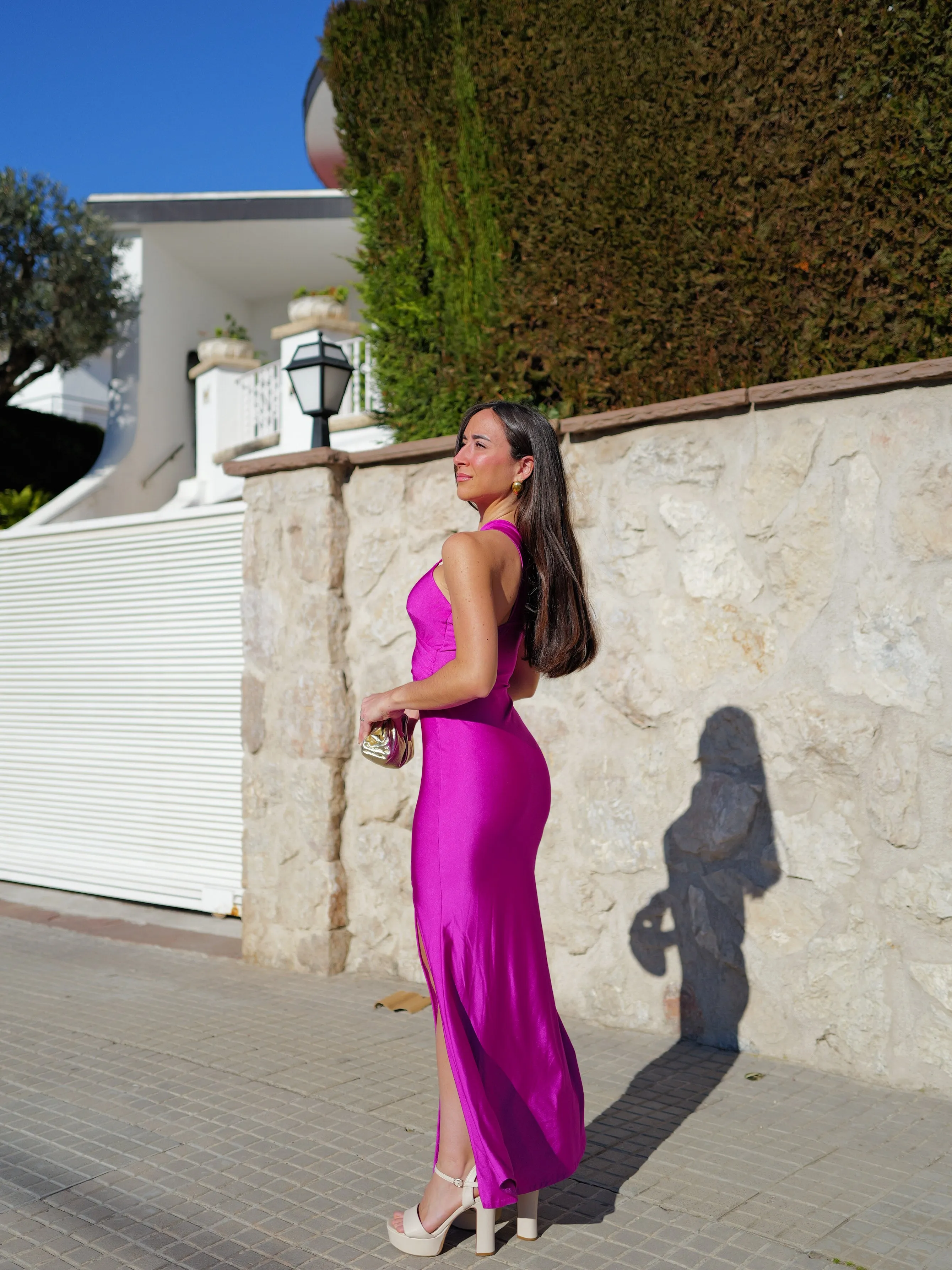 Vestido largo pico banda amarena sold by Sorellas product image thumbnail 2