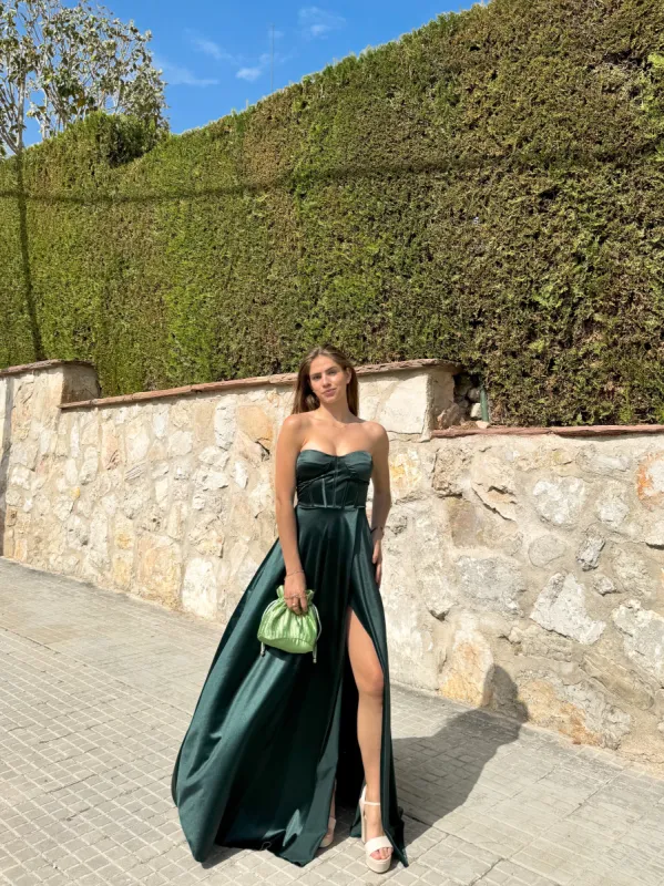 Vestido palabra corse satin botella sold by Sorellas