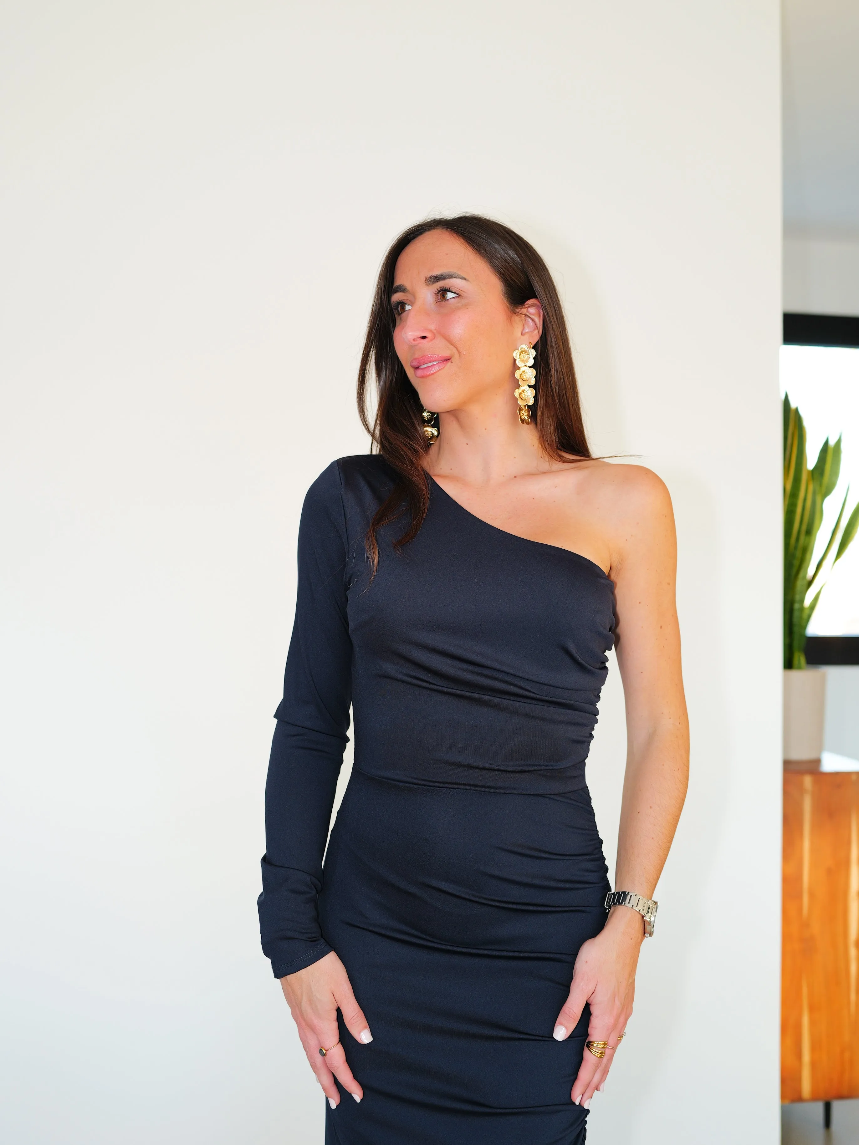 Vestido manga asimétrico marino sold by Sorellas product image thumbnail 3