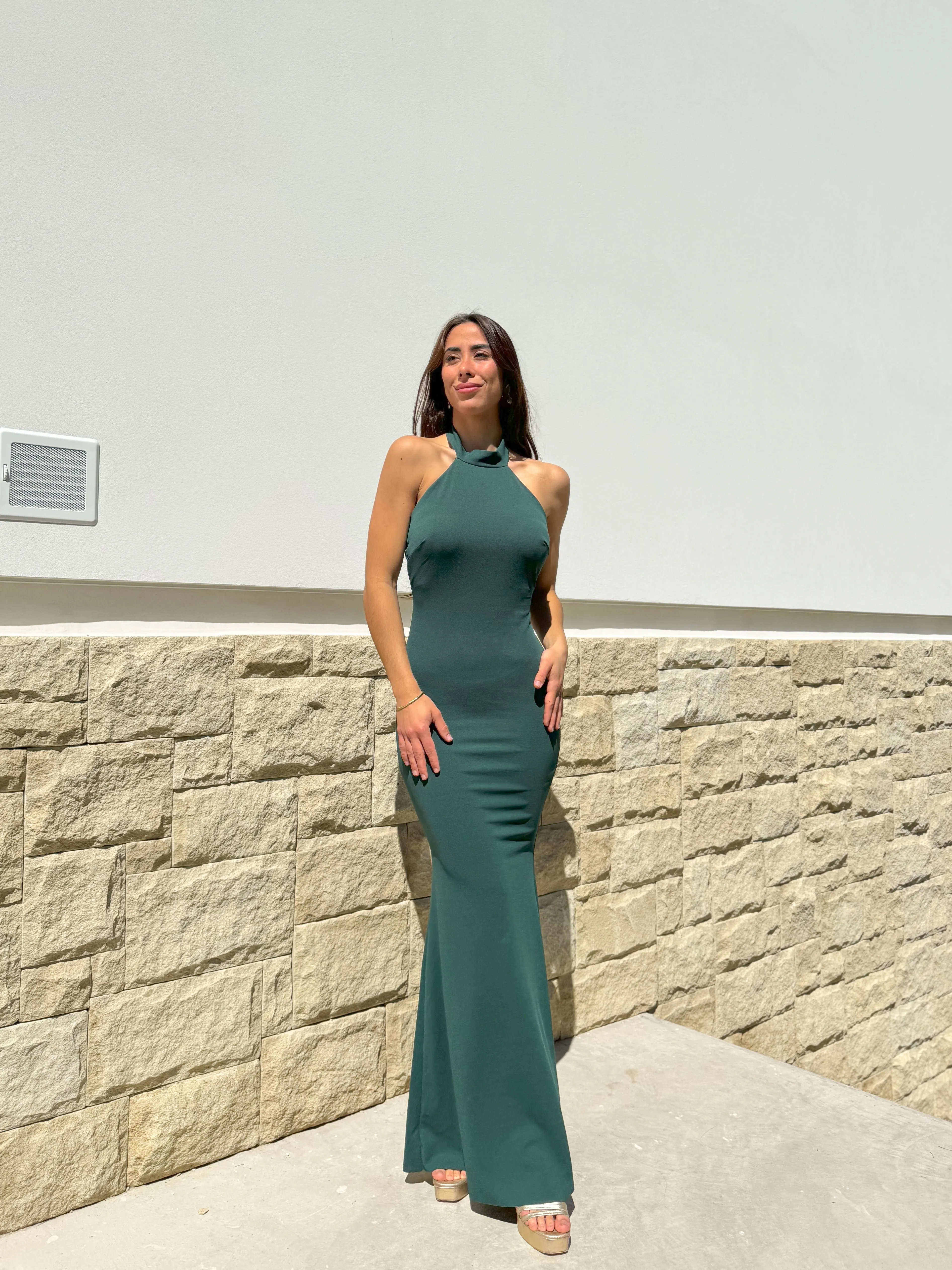 Vestido halter sirena botella sold by Sorellas