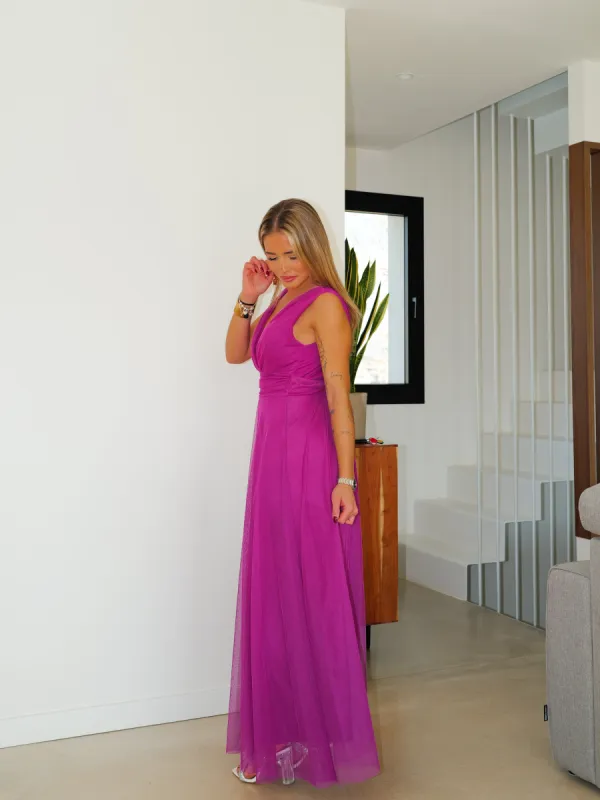 Vestido tulle pico amarena sold by Sorellas