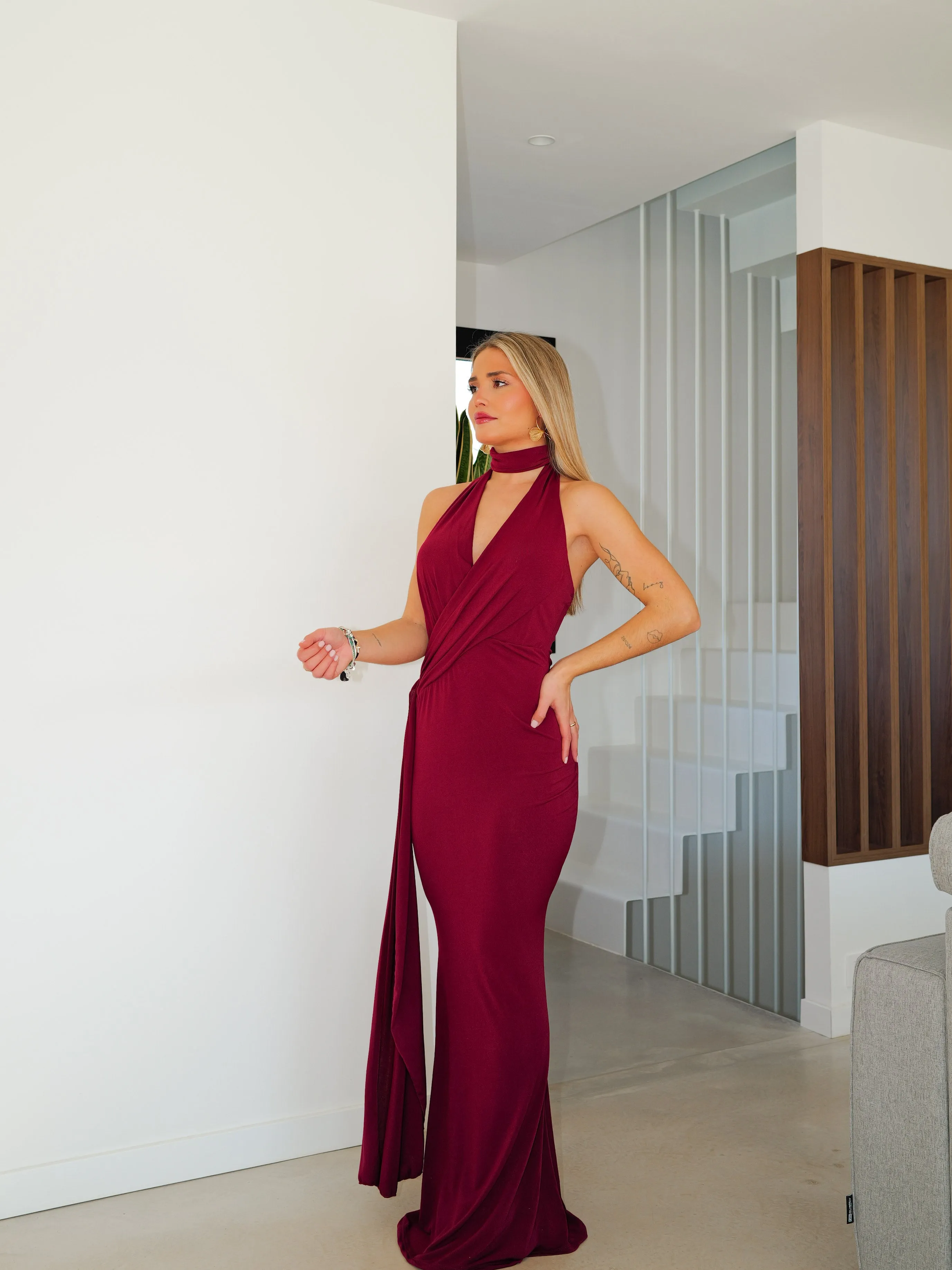 Vestido choker cut banda burdeos sold by Sorellas product image thumbnail 3