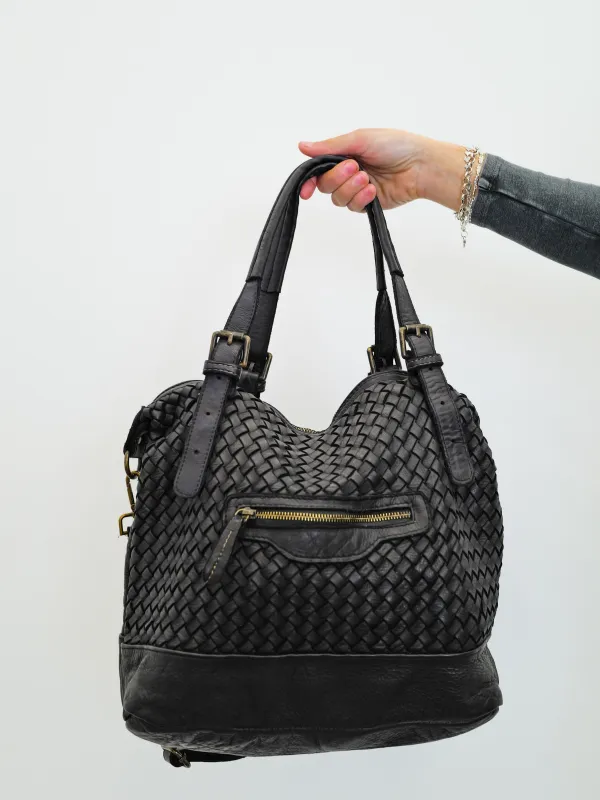 Bolso grande trenzado negro sold by Sorellas