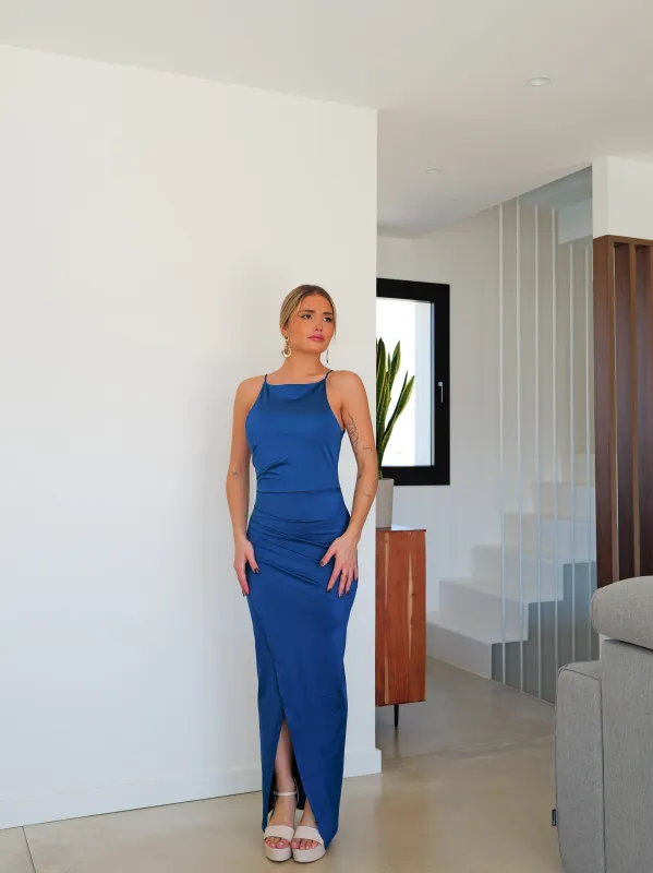 Vestido largo tirantes frunce petróleo sold by Sorellas