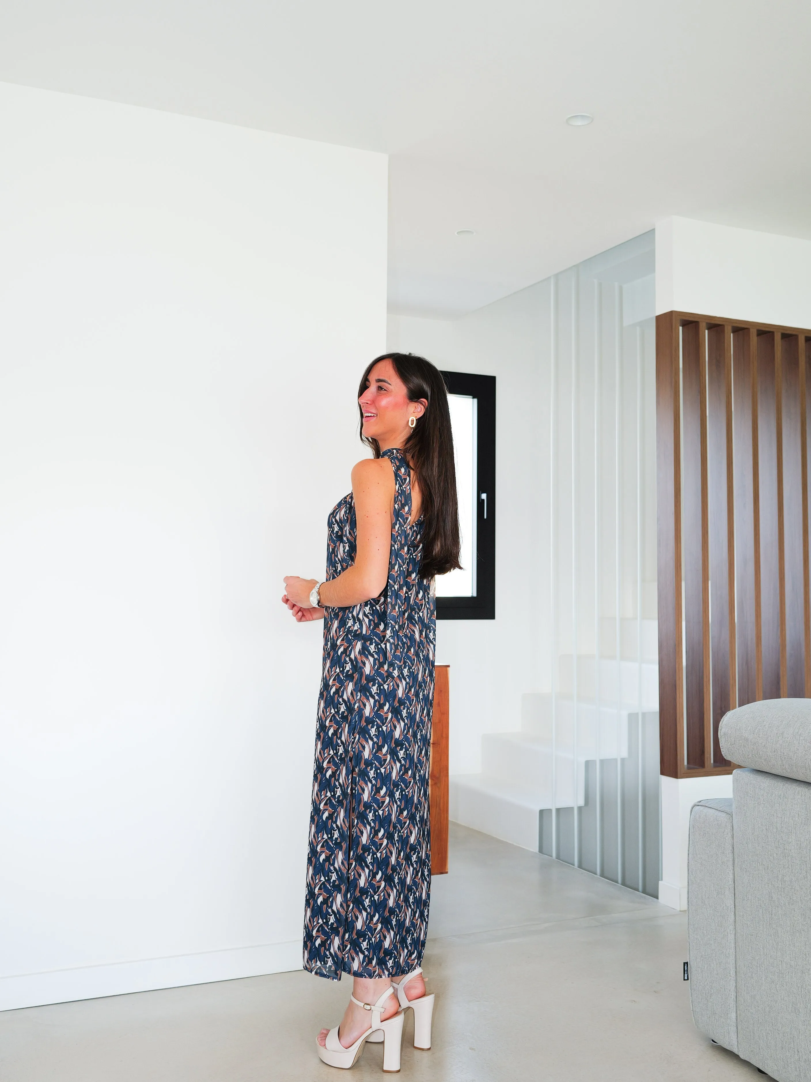 Vestido midi asim estampado choker azul sold by Sorellas product image thumbnail 2