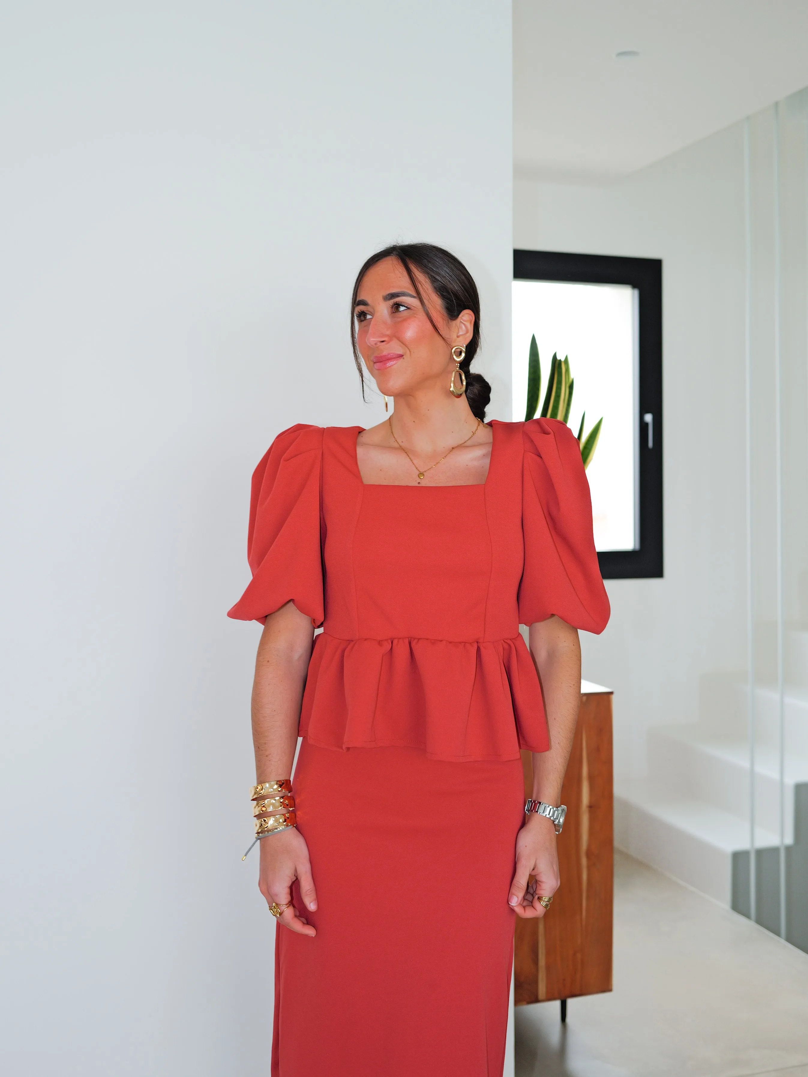 Conjunto falda midi pomposo coral sold by Sorellas product image thumbnail 3