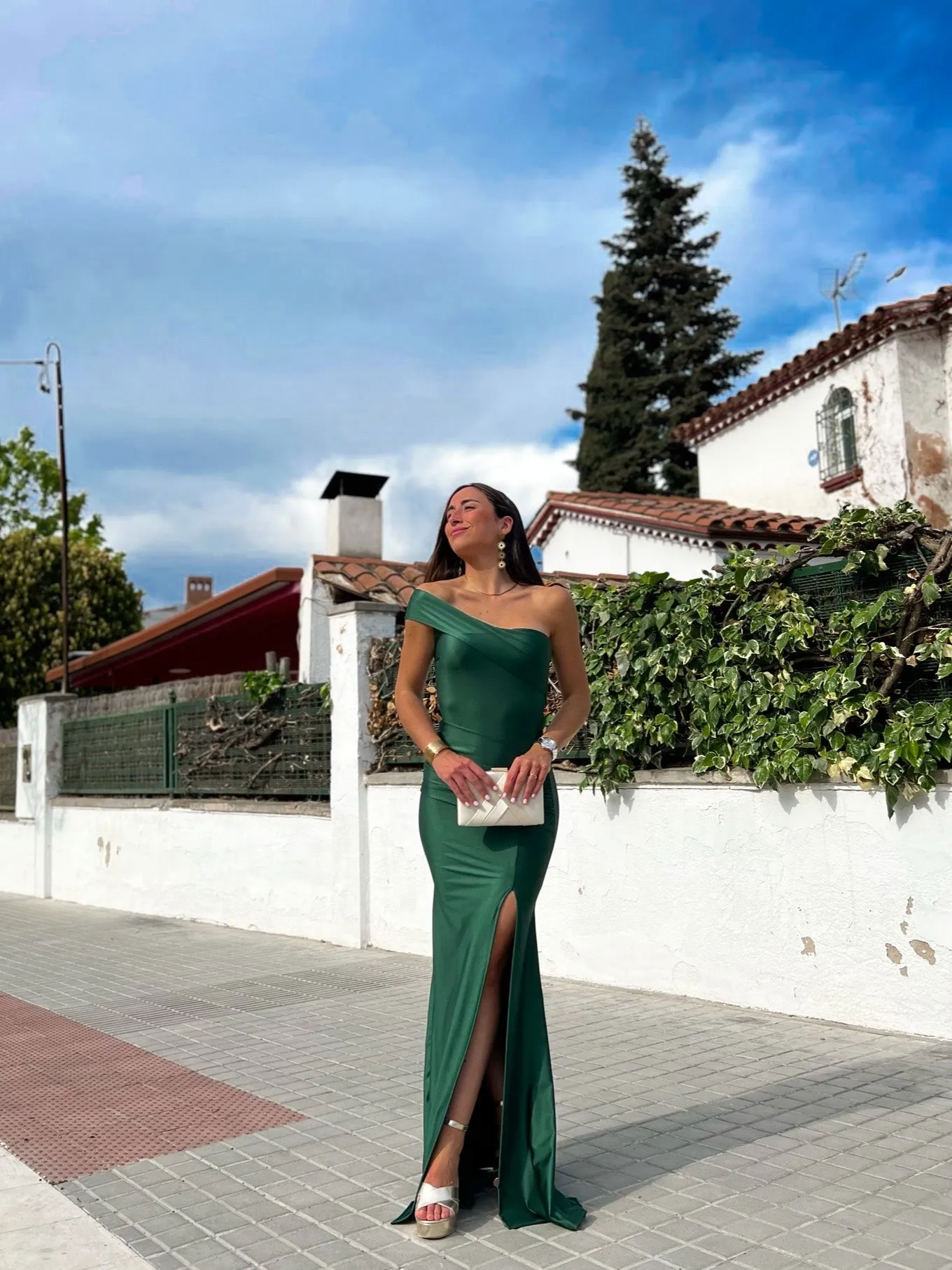 Vestido barco asimétrico botella sold by Sorellas product image thumbnail 4