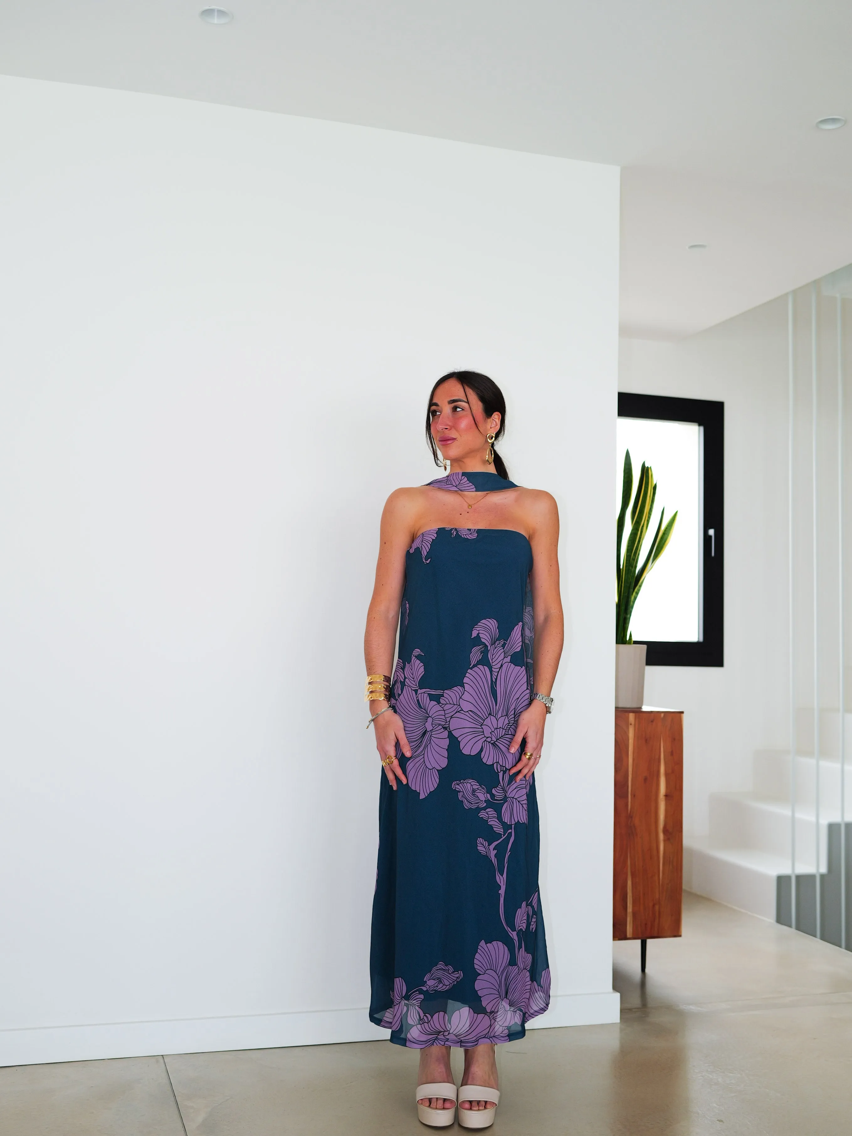 Vestido palabra midi choker flores petróleo sold by Sorellas product image thumbnail 4