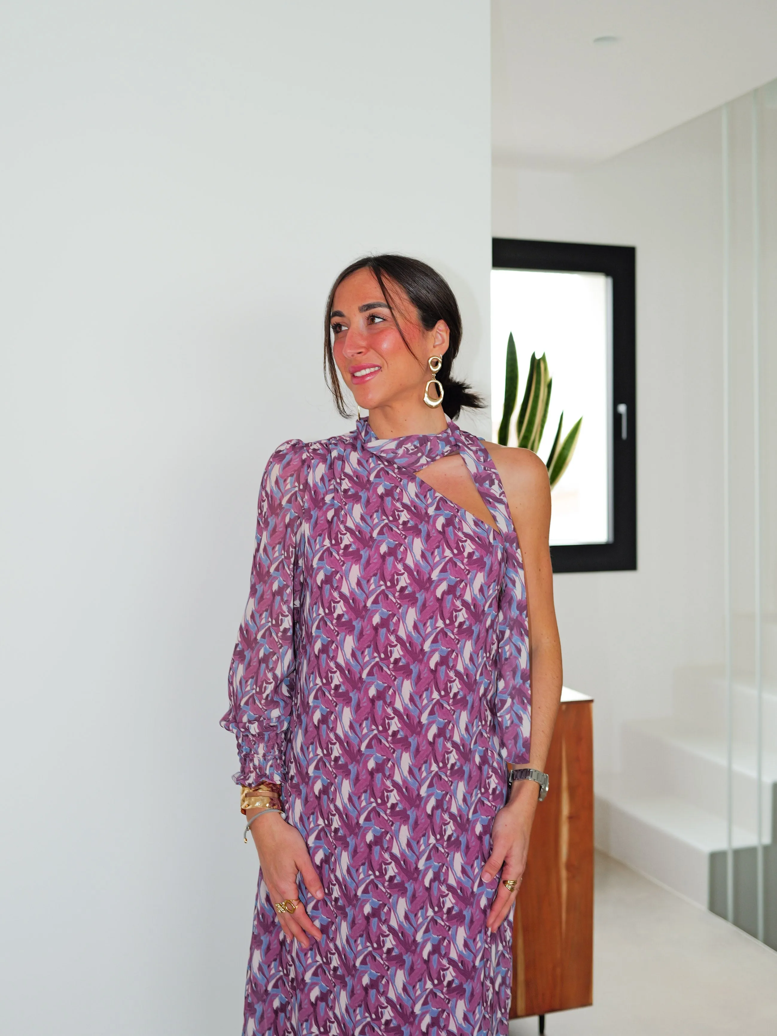 Vestido midi asim estampado choker lila sold by Sorellas product image thumbnail 4