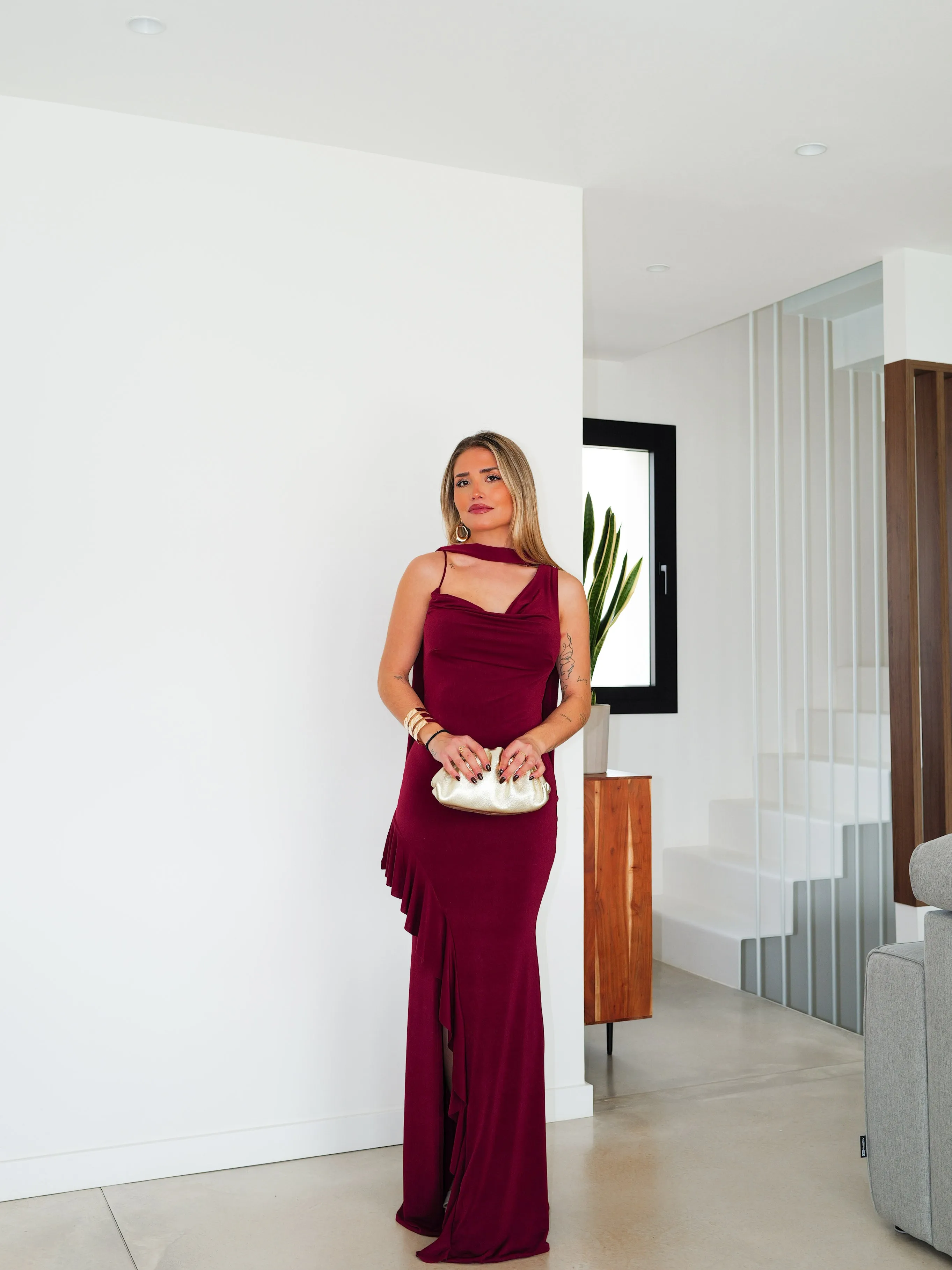 Vestido volante asim choker burdeos sold by Sorellas product image thumbnail 5