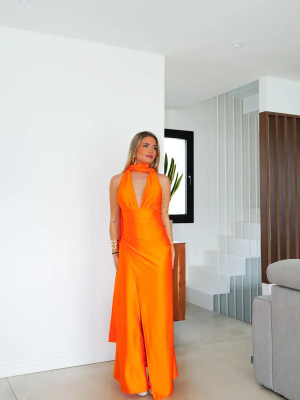 Vestido pico choker satin naranja sold by Sorellas