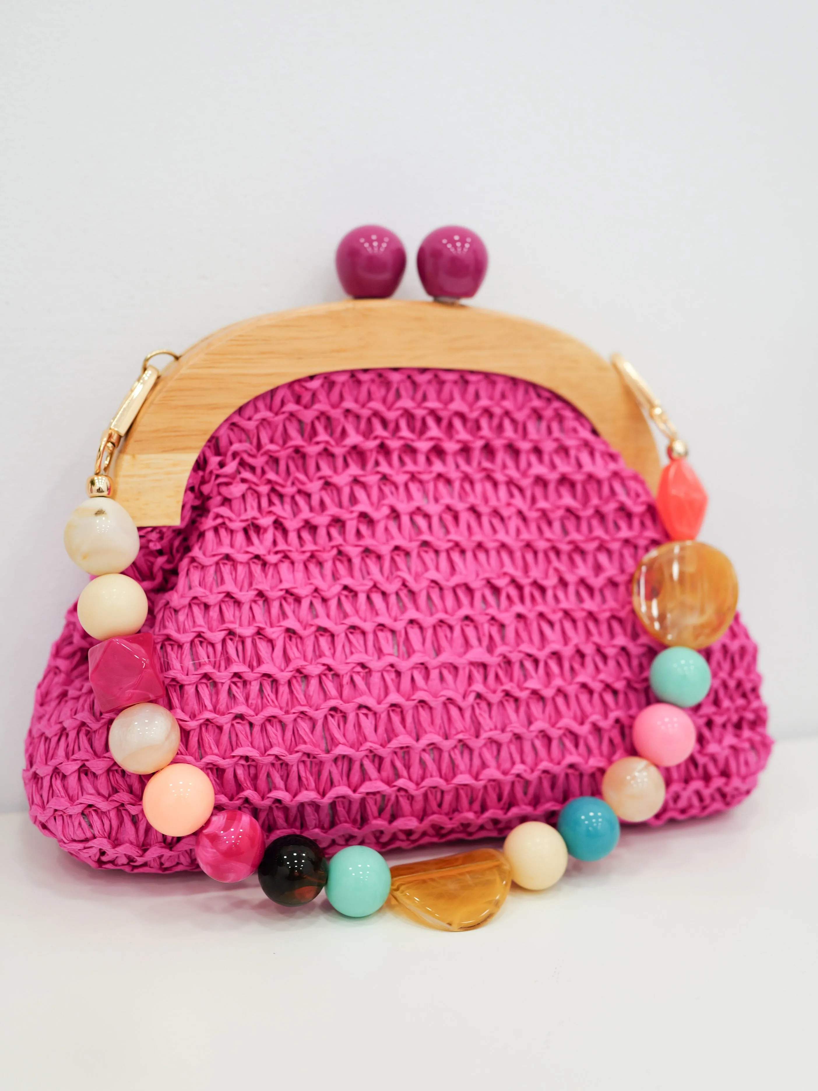 Clutch rafia abalorios fucsia sold by Sorellas product image thumbnail 3
