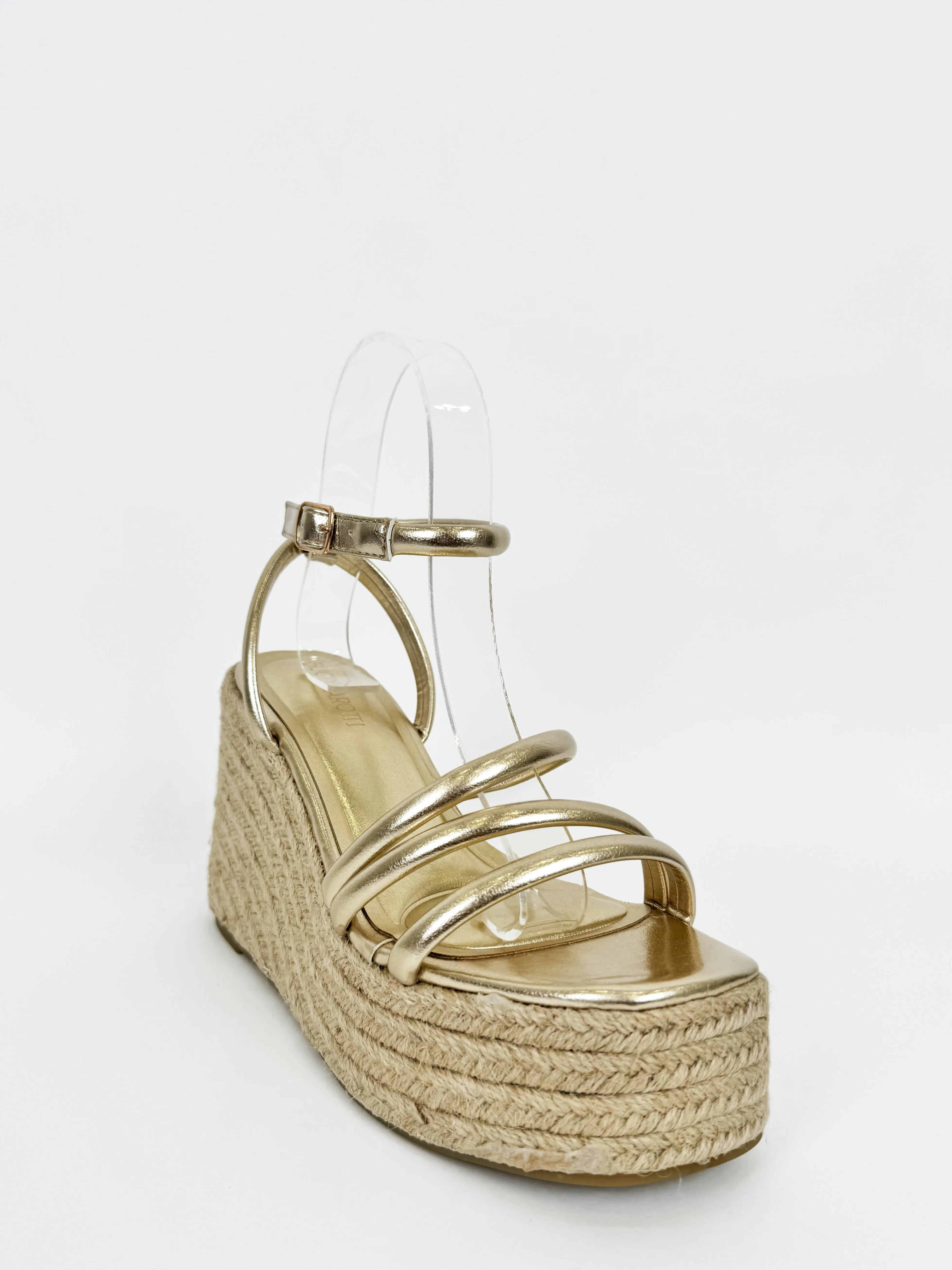 Cuñas plataforma esparto dorado sold by Sorellas product image thumbnail 3