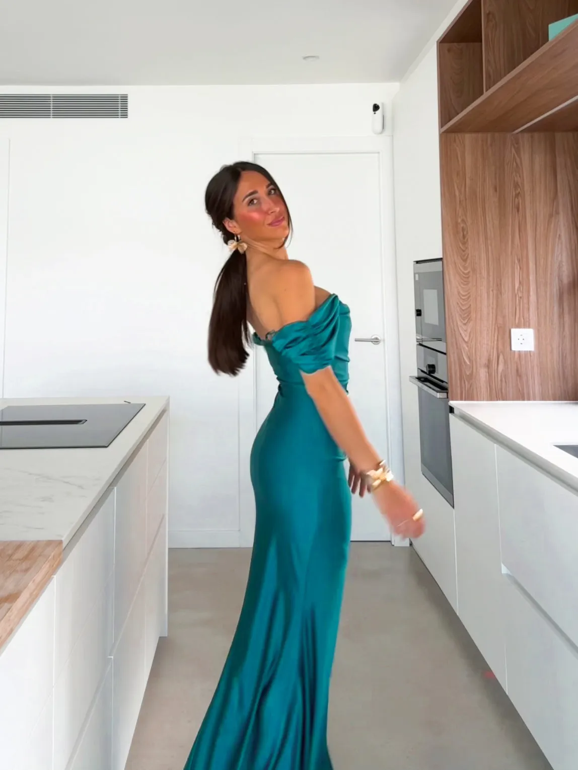 Vestido palabra manguito petróleo sold by Sorellas product image thumbnail 5