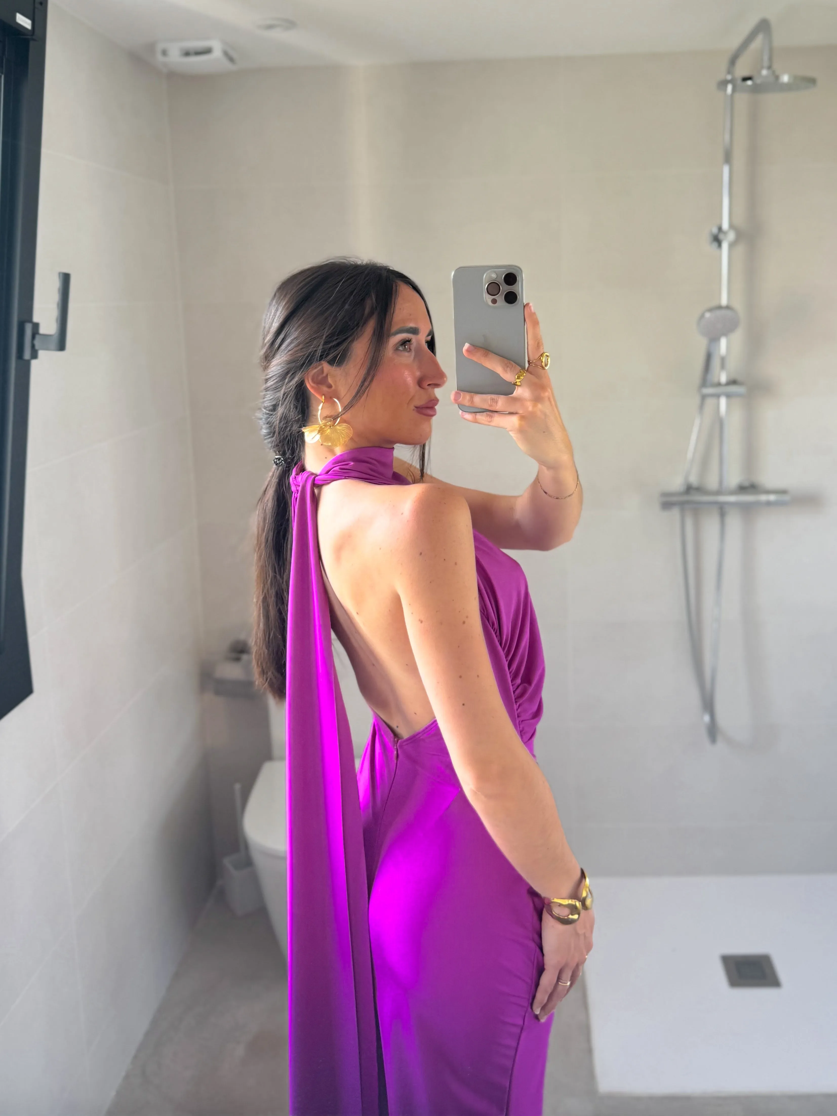 Vestido halter espalda lazo amarena sold by Sorellas product image thumbnail 4