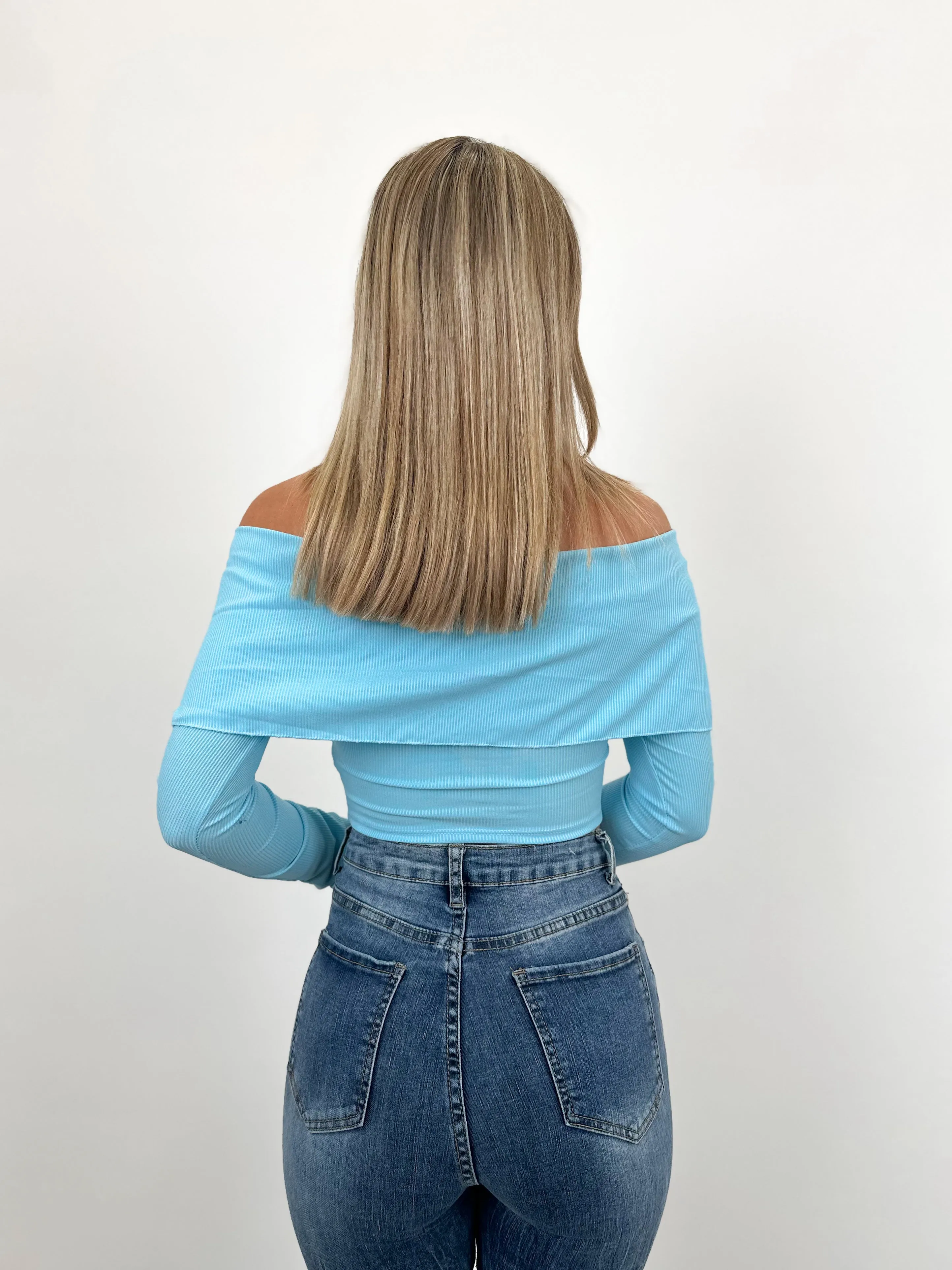 Jersey cuello barco abertura azul sold by Sorellas product image thumbnail 5