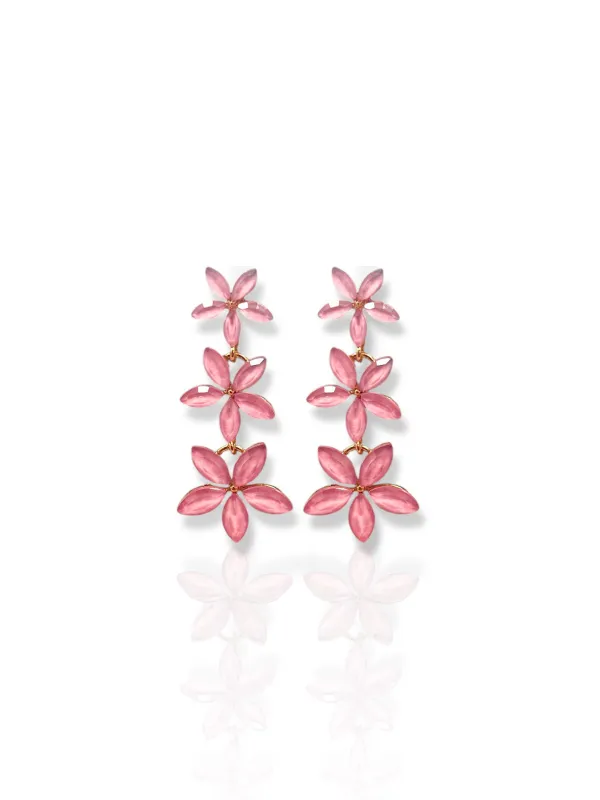 Pendientes flores piedras rosa sold by Sorellas