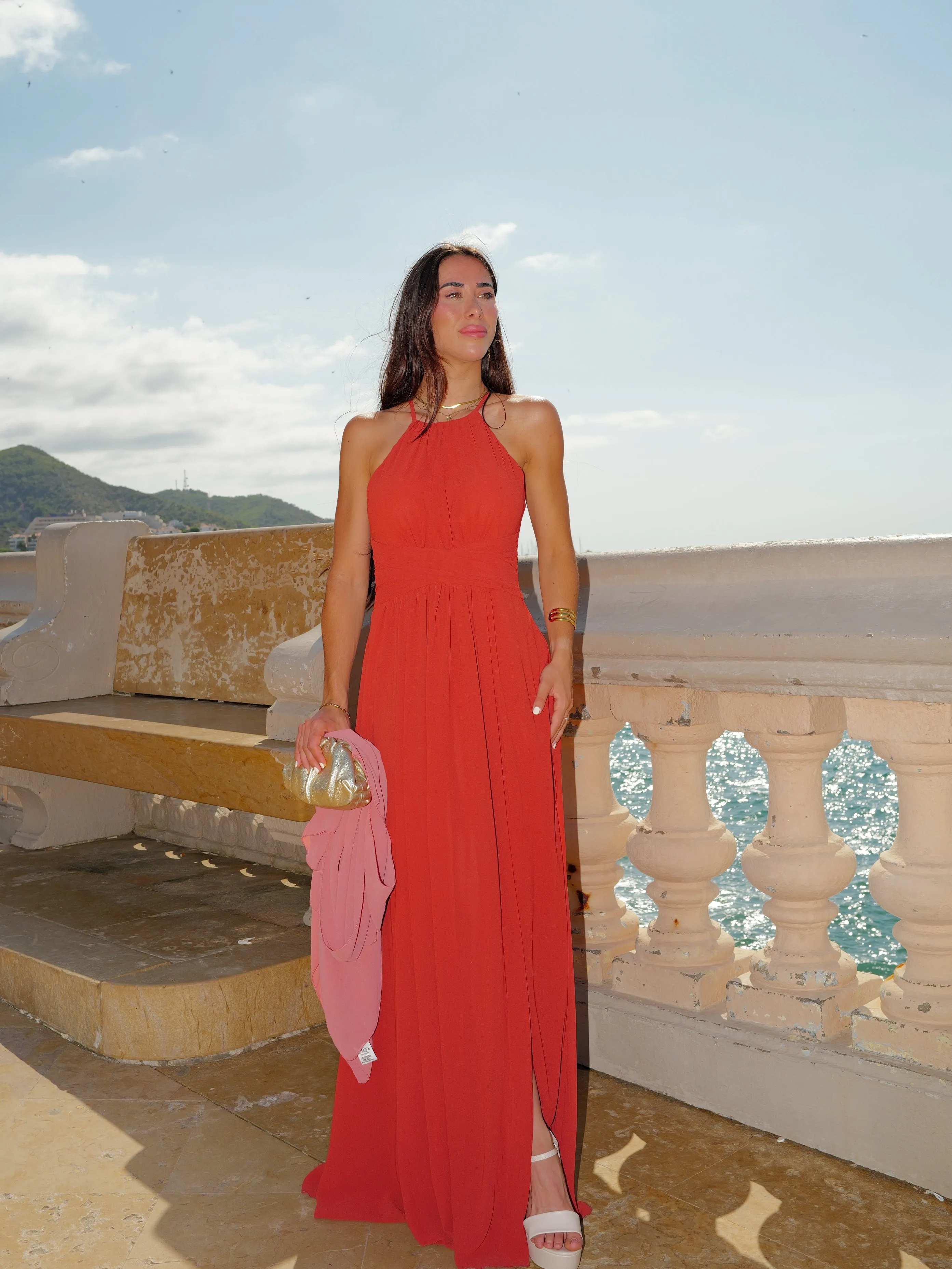 Vestido cuello halter crepe caldera sold by Sorellas product image thumbnail 4