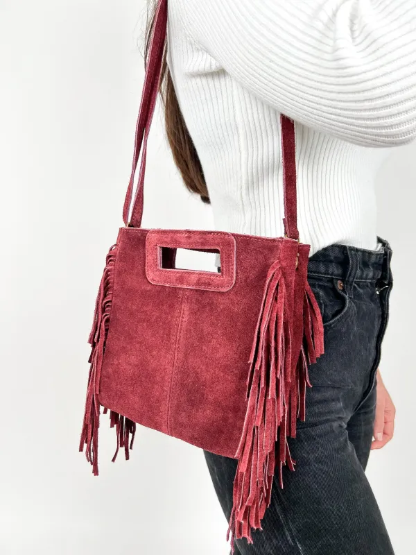 Bolso piel flecos burdeos sold by Sorellas