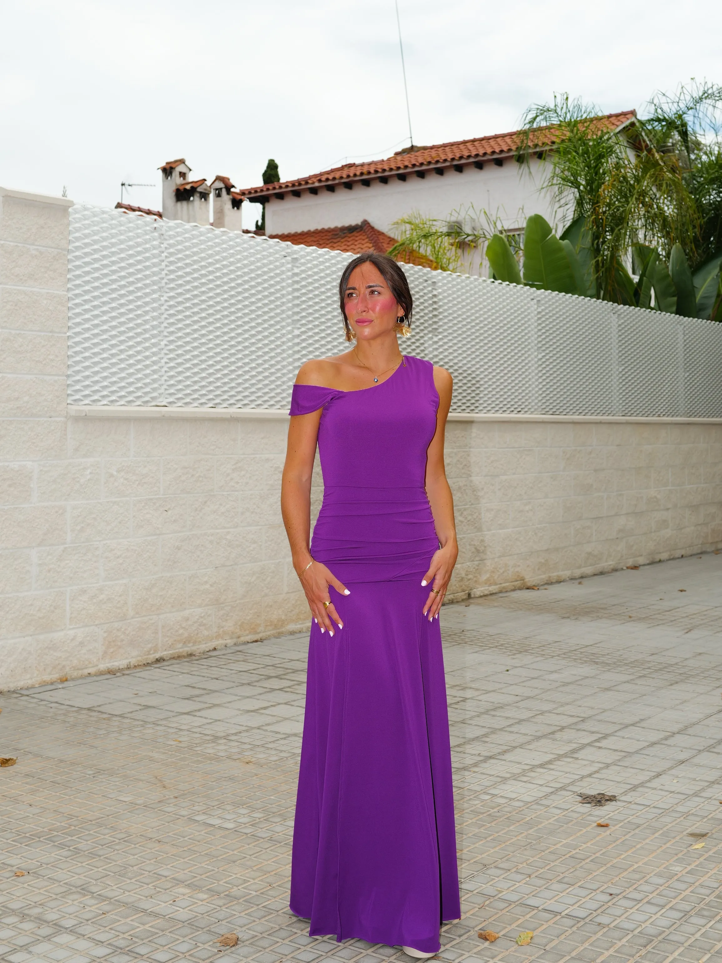 Vestido asim manga banda morado sold by Sorellas