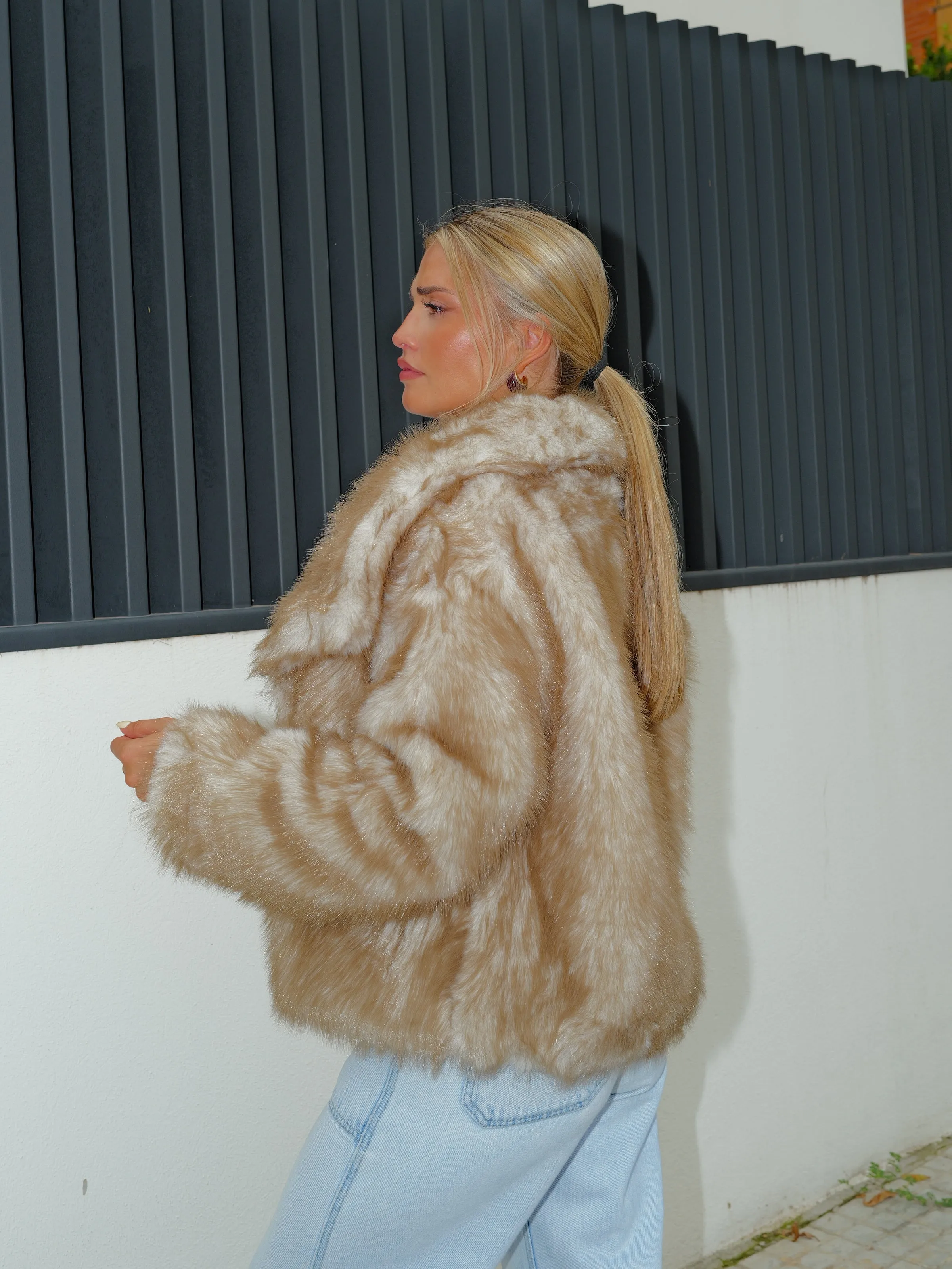 Chaqueta pelo solapa tierra sold by Sorellas product image thumbnail 2