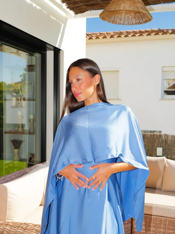 Chal capa raso cielo sold by Sorellas