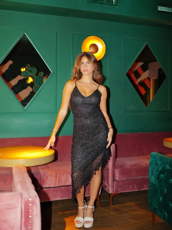 Vestido lencero textura asimétrico negro sold by Sorellas