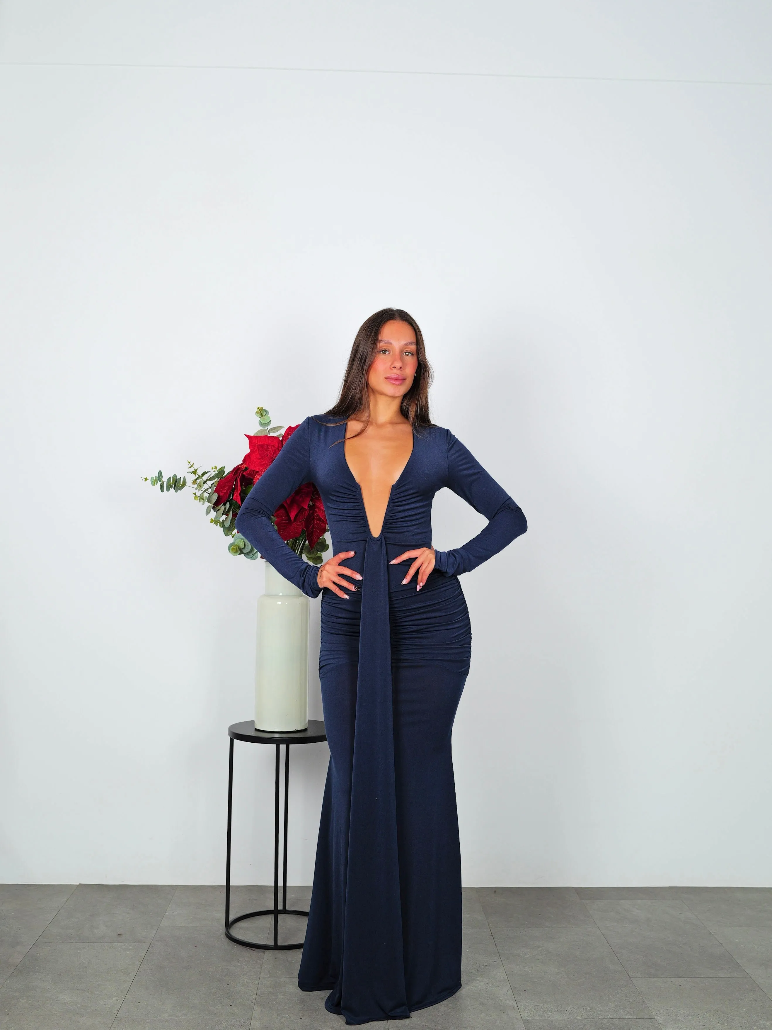 Vestido largo manga escote banda marino sold by Sorellas product image thumbnail 2