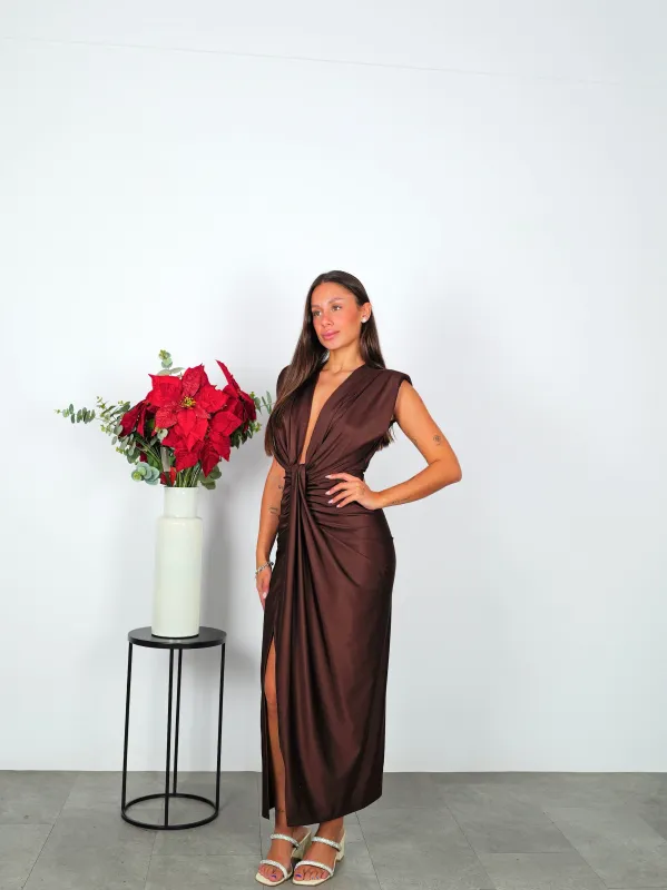 Vestido escote lazo chocolate sold by Sorellas