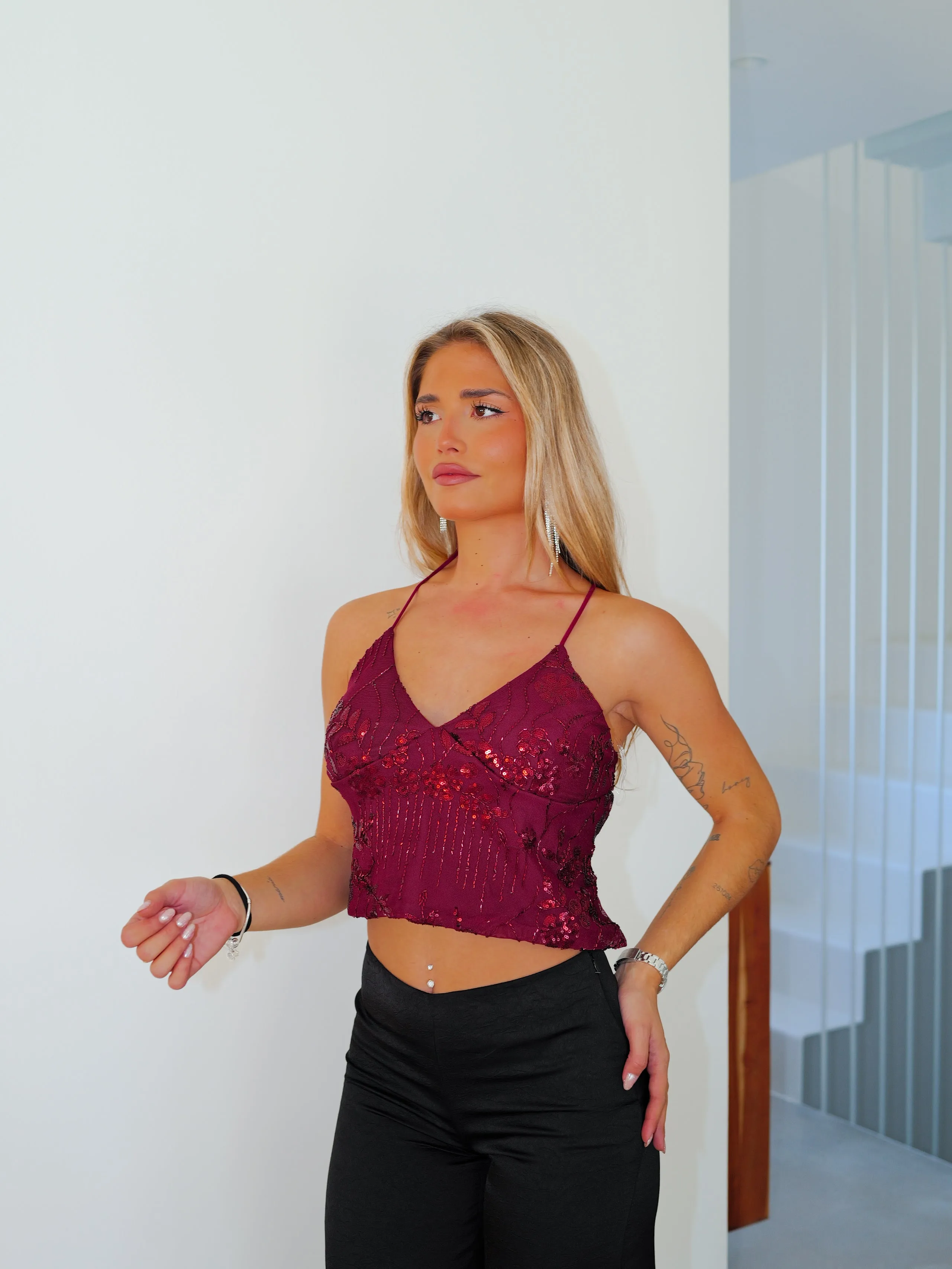 Top tulle detalles entrelazado burdeos sold by Sorellas product image thumbnail 2