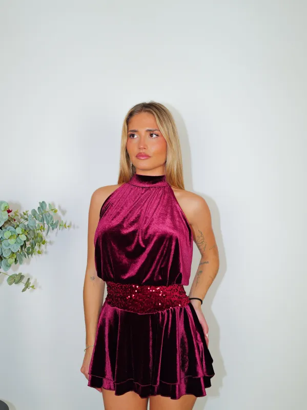 Mono mini velvet cintura glitter burdeos sold by Sorellas