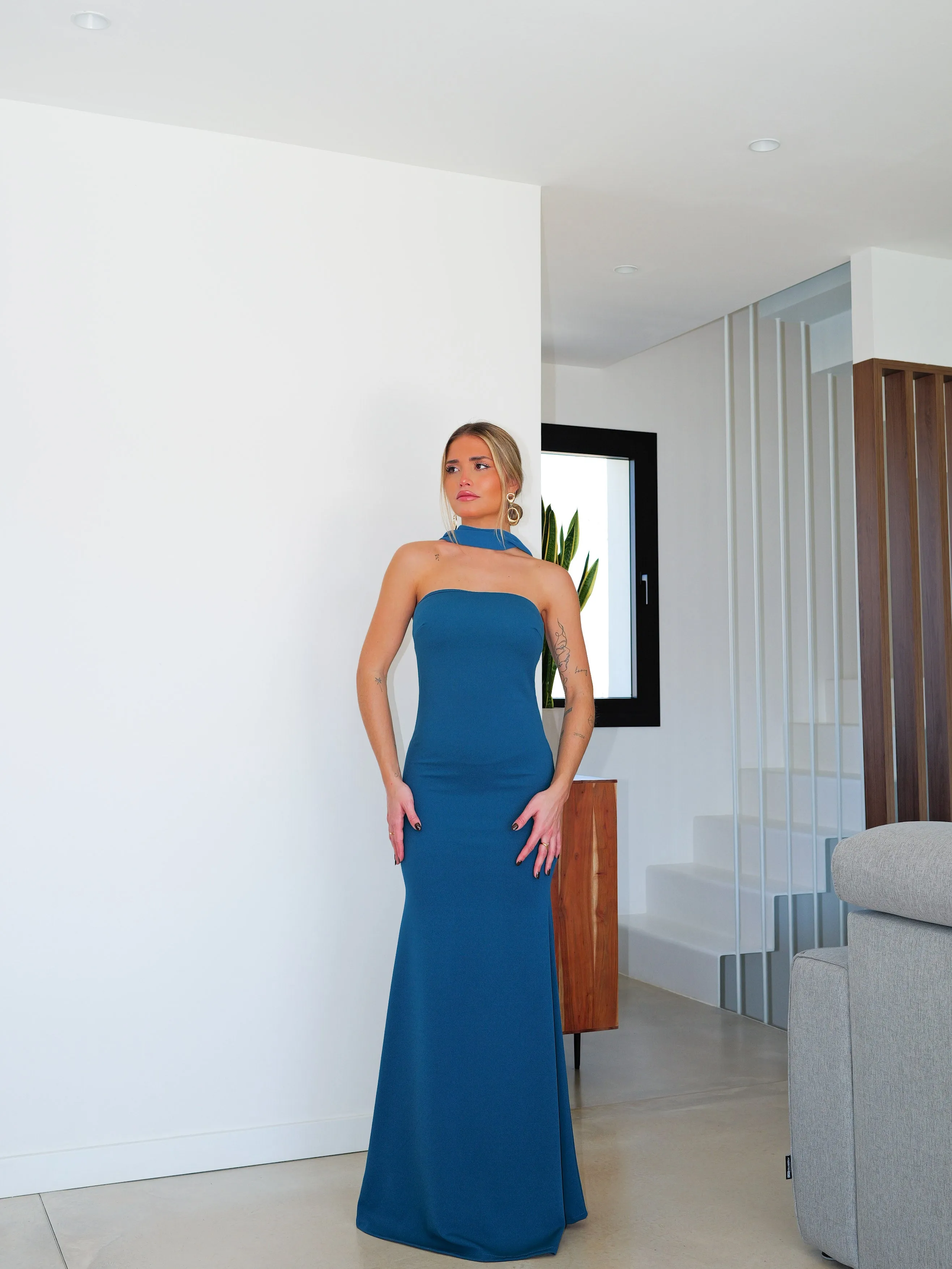 Vestido sirena choker tulle petróleo sold by Sorellas product image thumbnail 3