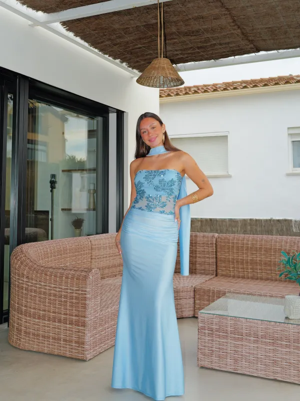 Vestido largo detalles choker palabra celeste sold by Sorellas