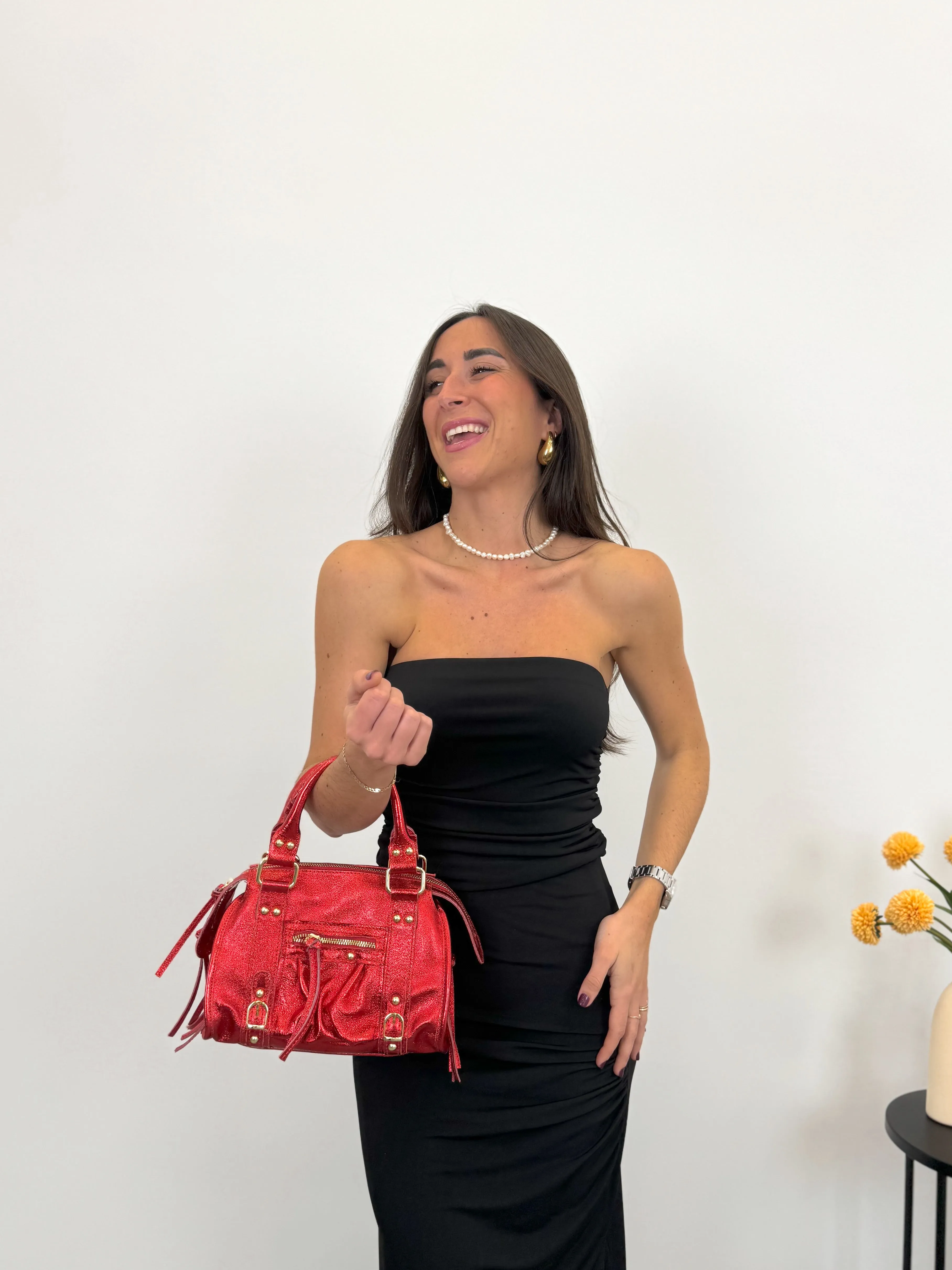 Bolso hebillas piel brillos rojo sold by Sorellas product image thumbnail 2