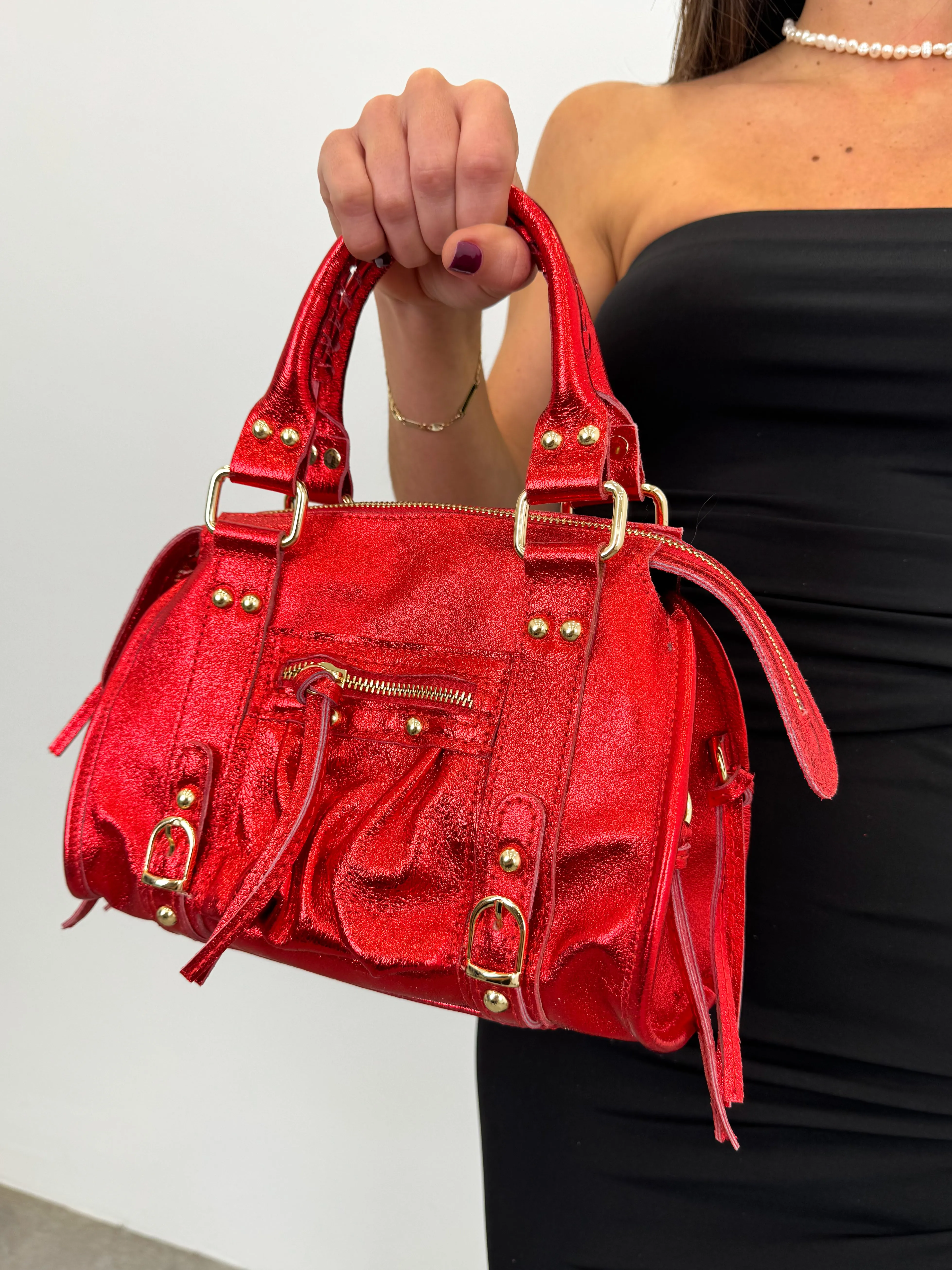 Bolso hebillas piel brillos rojo sold by Sorellas product image thumbnail 4