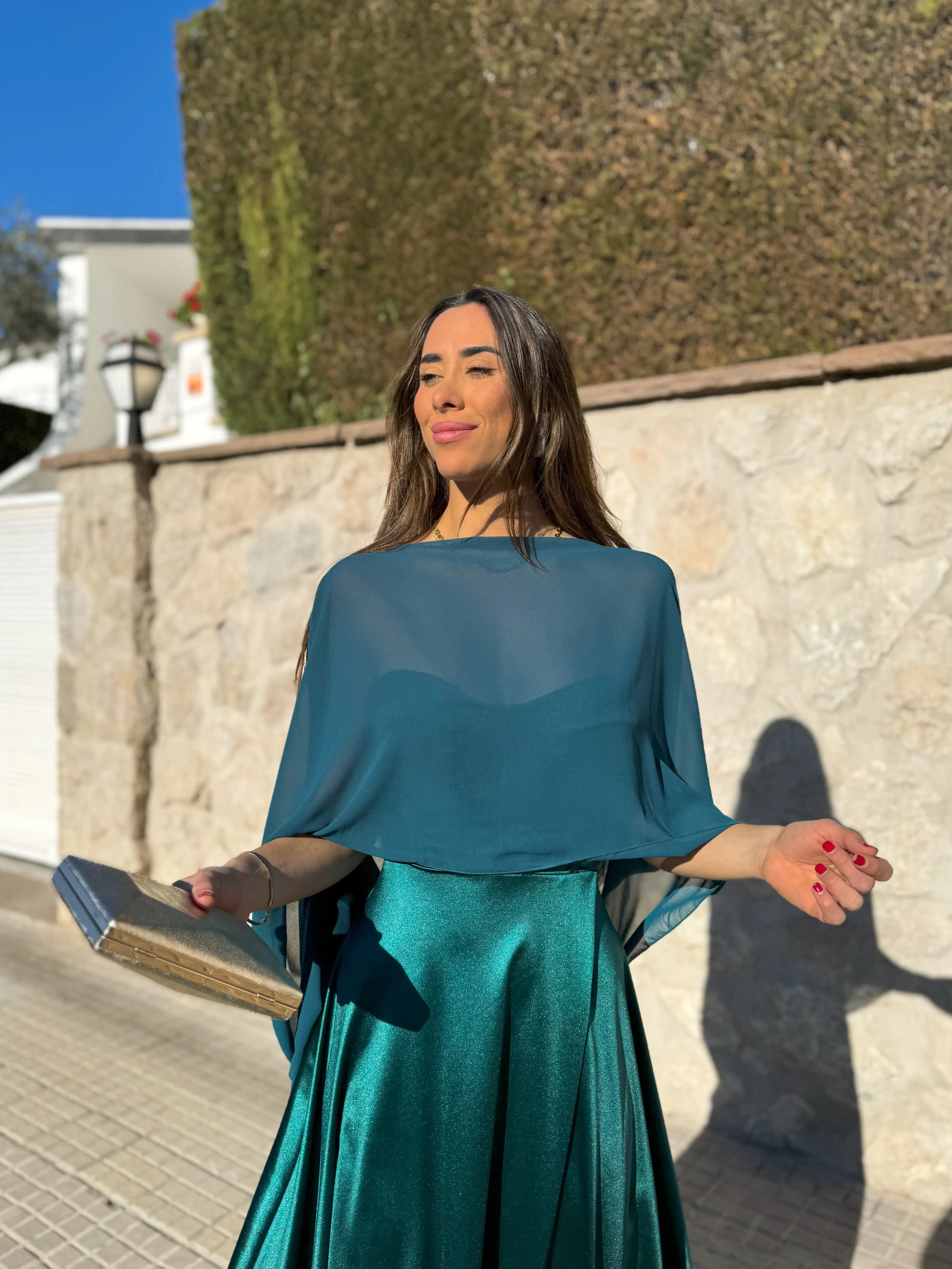 Chal capa gasa petróleo sold by Sorellas product image thumbnail 2