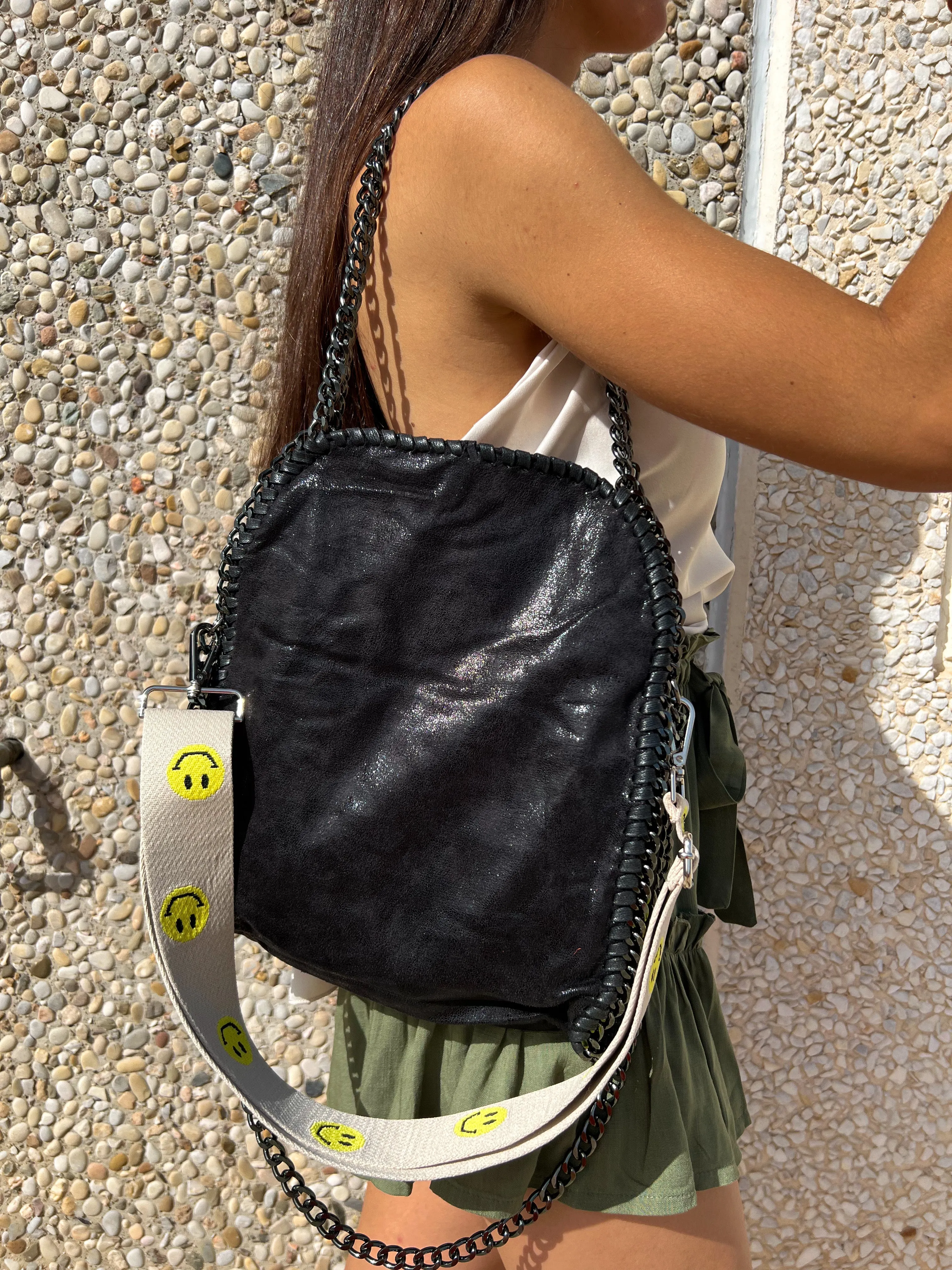 Bolso bag poke negro sold by Sorellas product image thumbnail 5