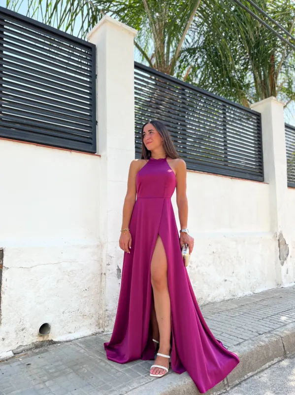 Vestido halter raso cereza sold by Sorellas