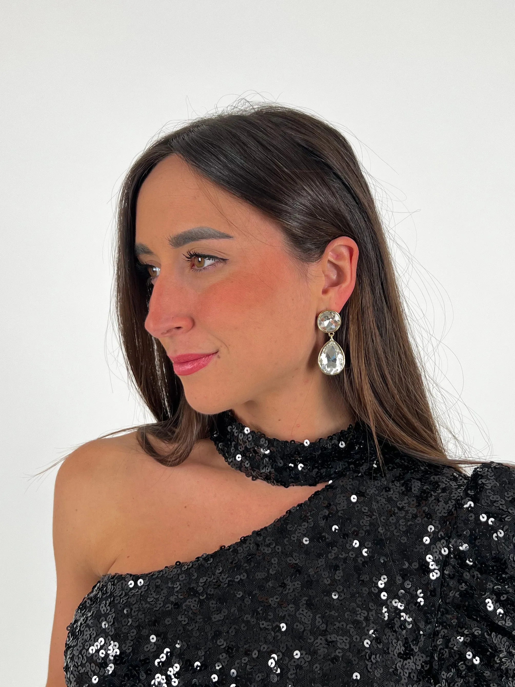 Pendientes gota piedra blanca sold by Sorellas product image thumbnail 3