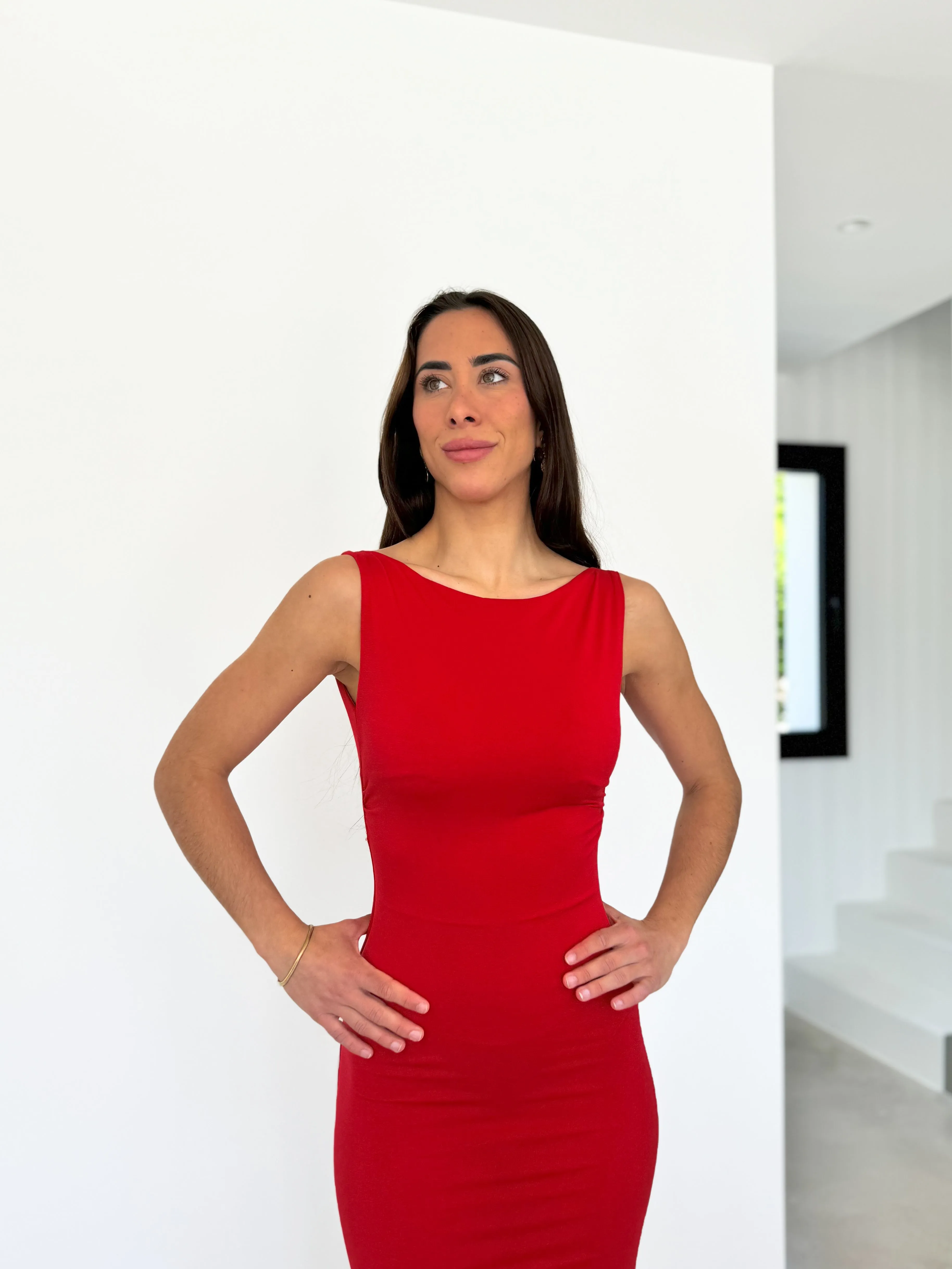 Vestido midi espalda rojo sold by Sorellas product image thumbnail 5