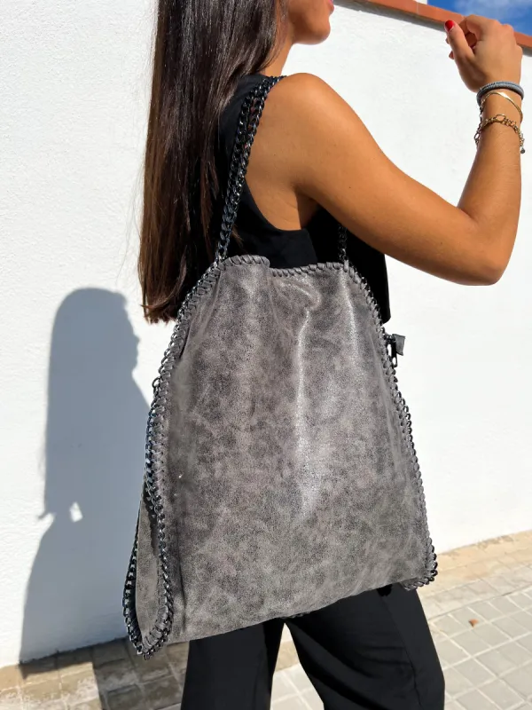 Bolso bag grande cemento sold by Sorellas